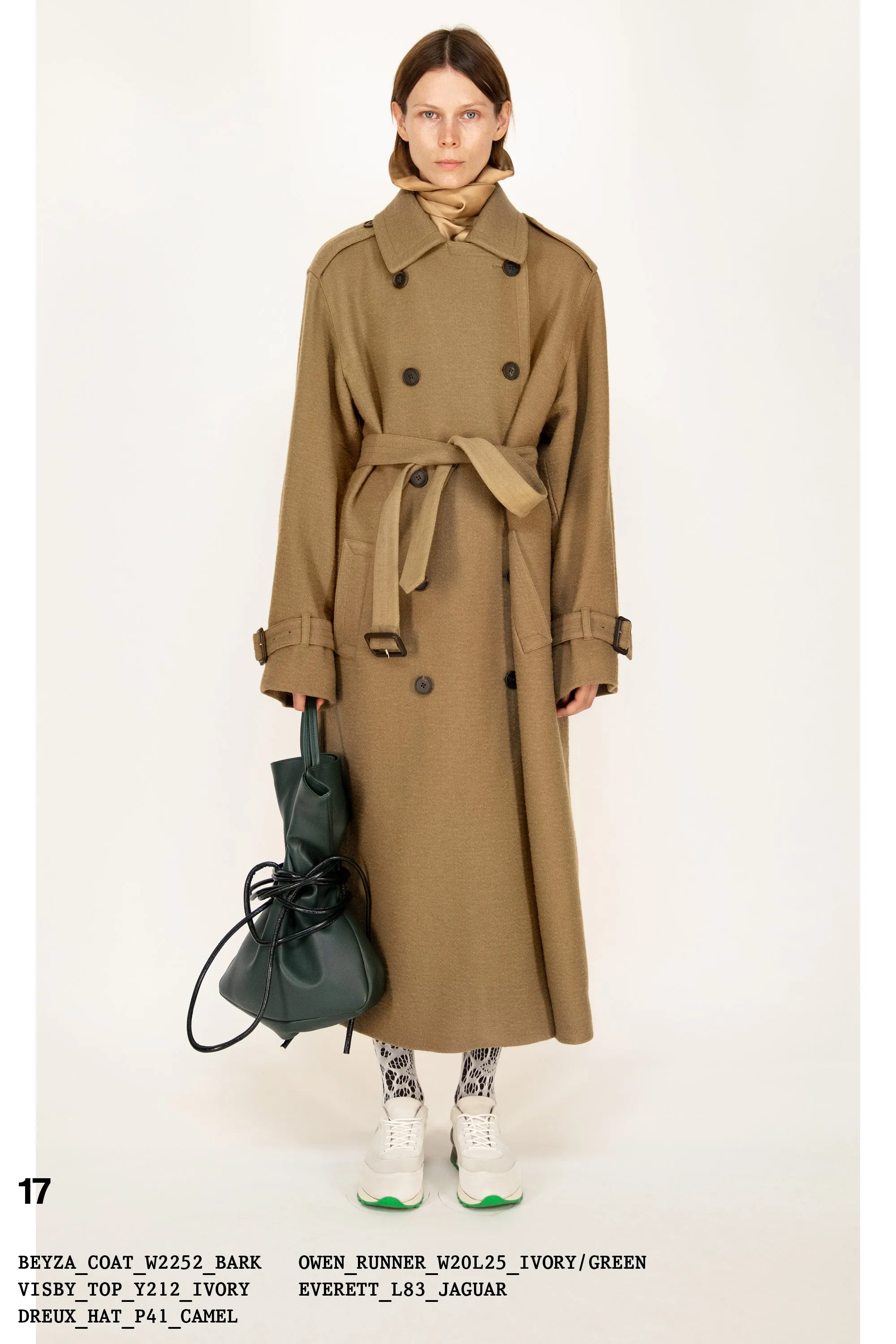 :: Fall 2022 :: Look 17 sold by The Row