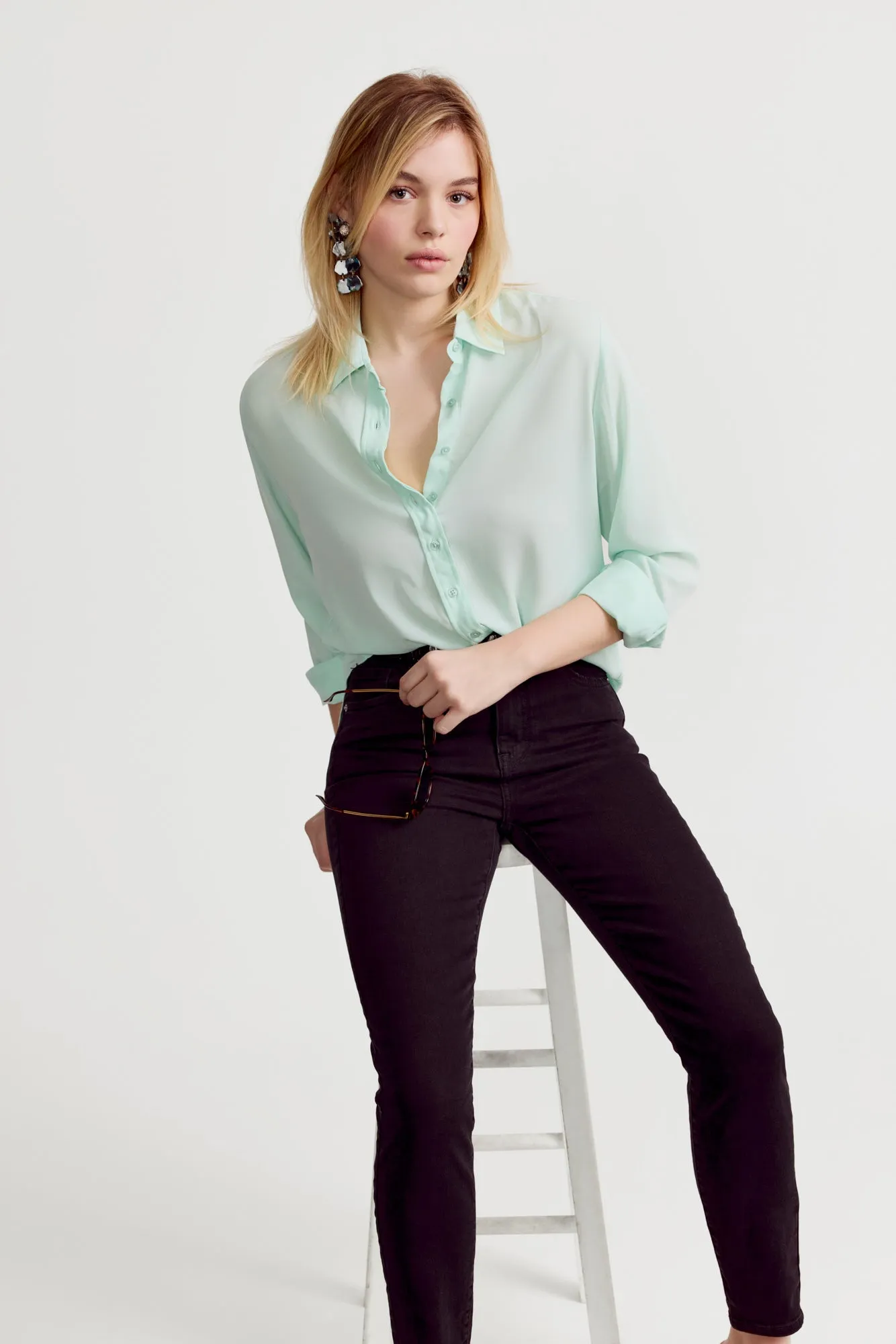 The Signature Shirt sold by The Shirt by Rochelle Behrens product image thumbnail 3