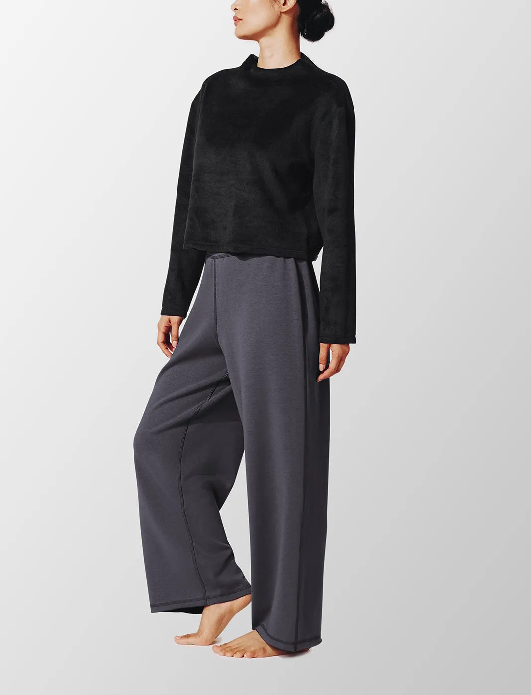 Cuddle Fleece Reversible Lounge Pants sold by ThirdLove product image thumbnail 3