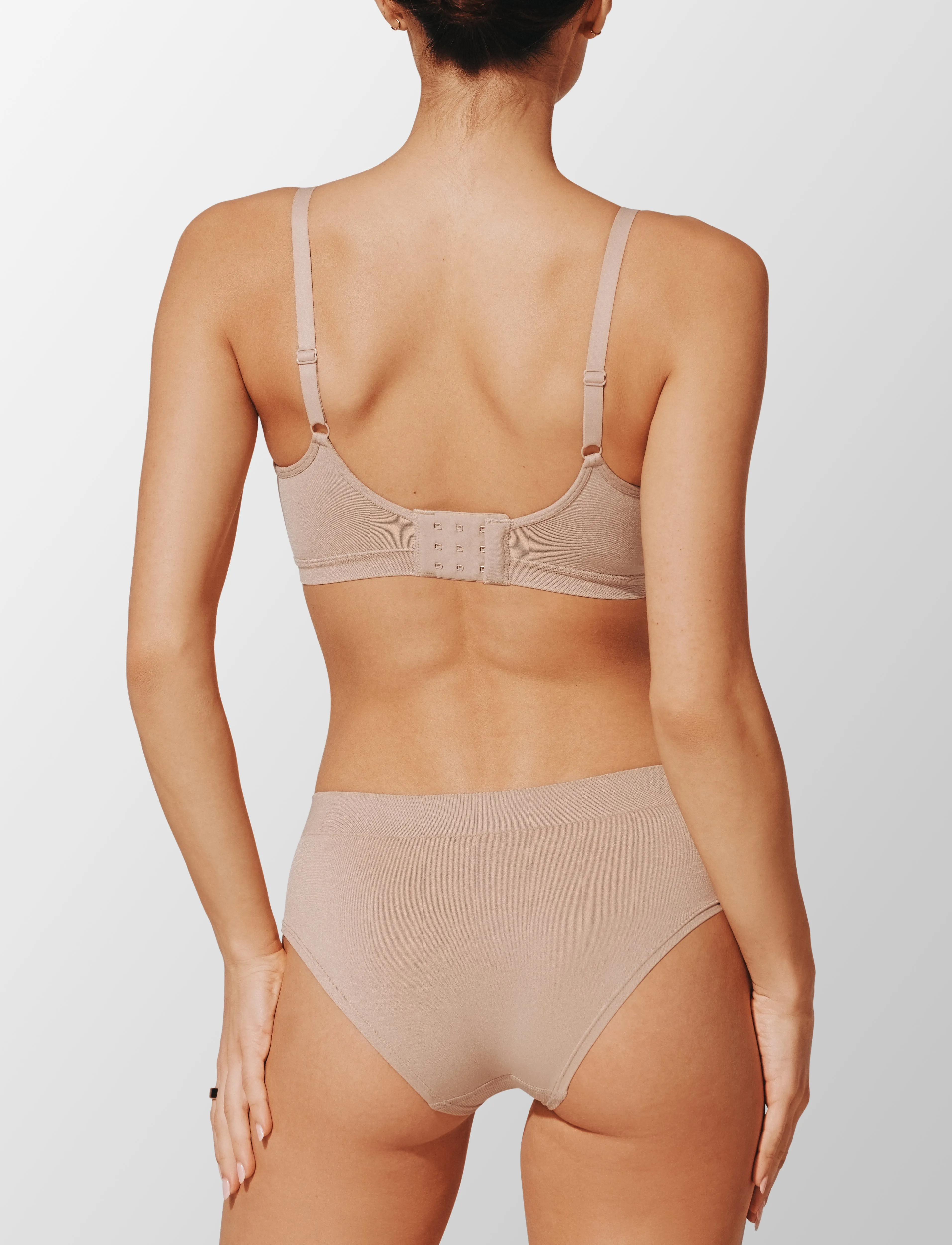 Form Fit Wireless - 2 Pack sold by ThirdLove product image thumbnail 4