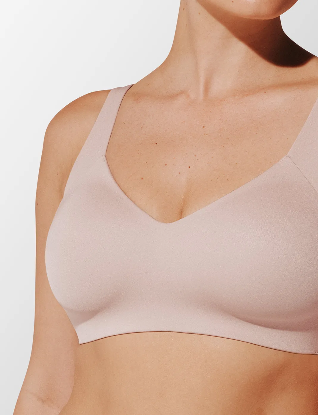 ComfortStretch Smoothing Wireless Bra sold by ThirdLove product image thumbnail 5