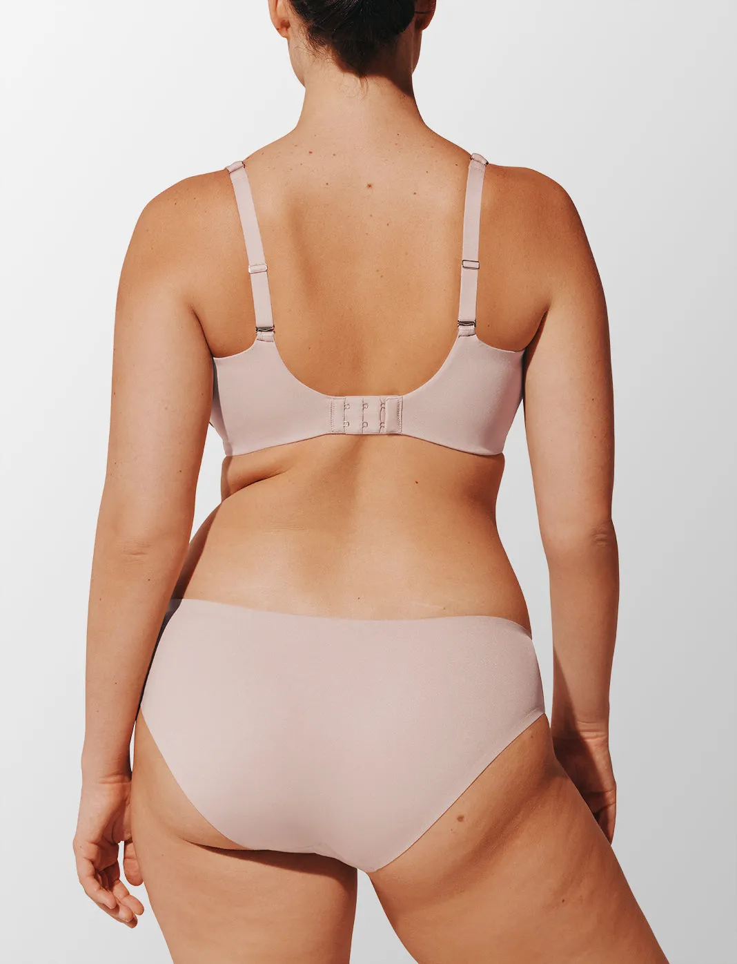 ComfortStretch Smoothing Wireless Bra sold by ThirdLove product image thumbnail 4