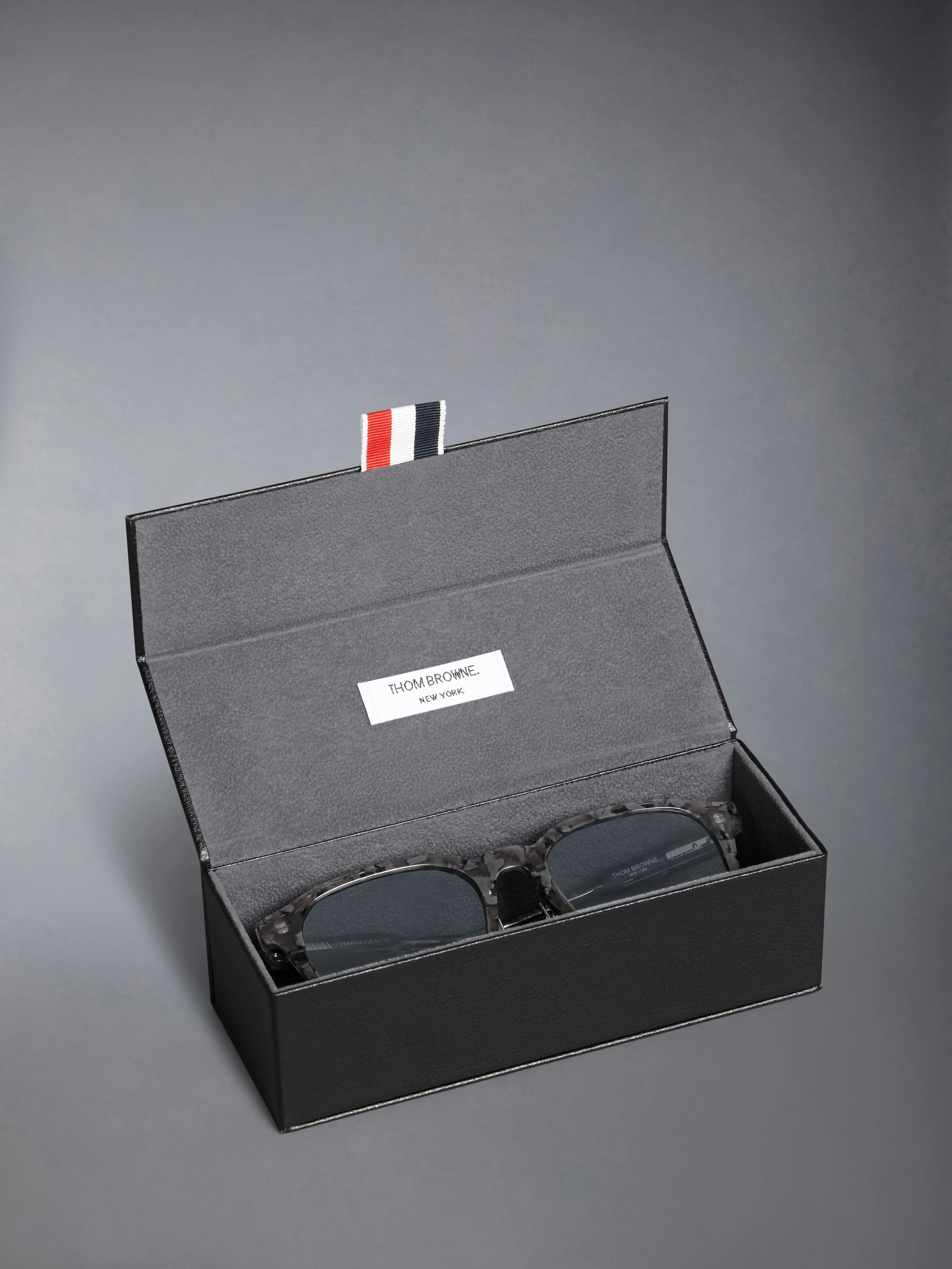 ACETATE RECTANGULAR SUNGLASSES sold by Thom Browne product image thumbnail 4
