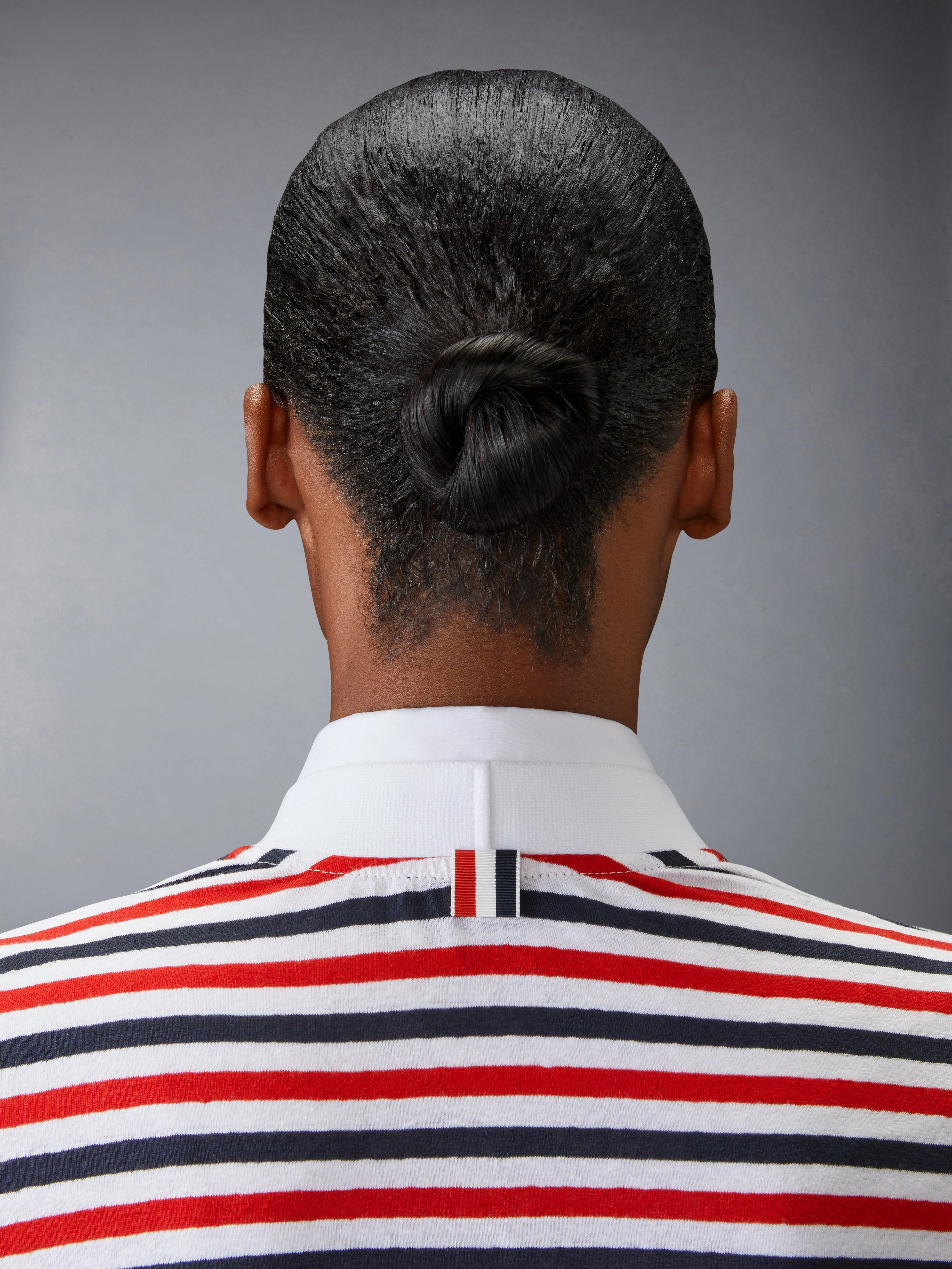 LINEN JERSEY V NECK CARDIGAN sold by Thom Browne product image thumbnail 5