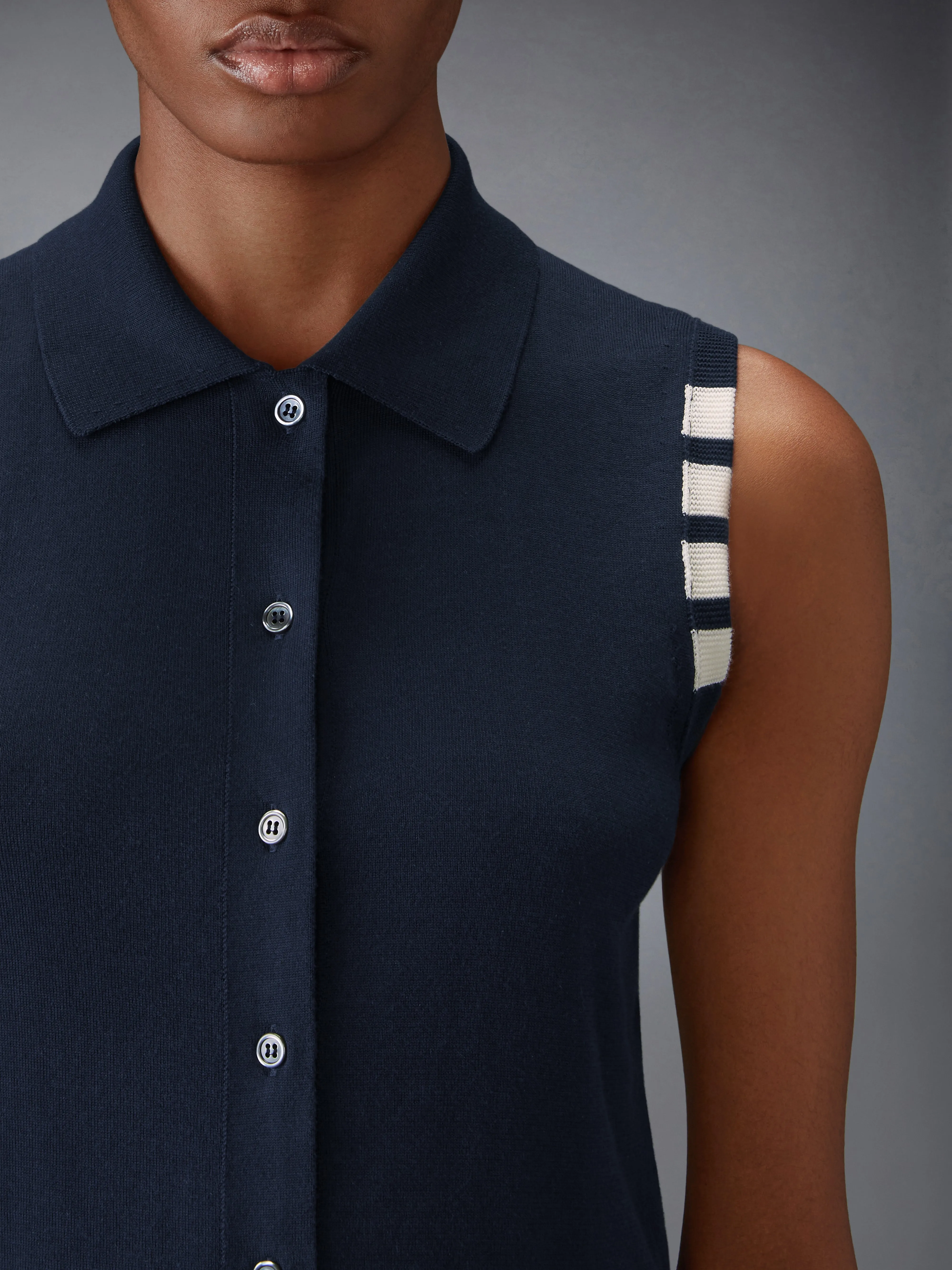 COTTON 4-BAR CROPPED SHIRT sold by Thom Browne product image thumbnail 5