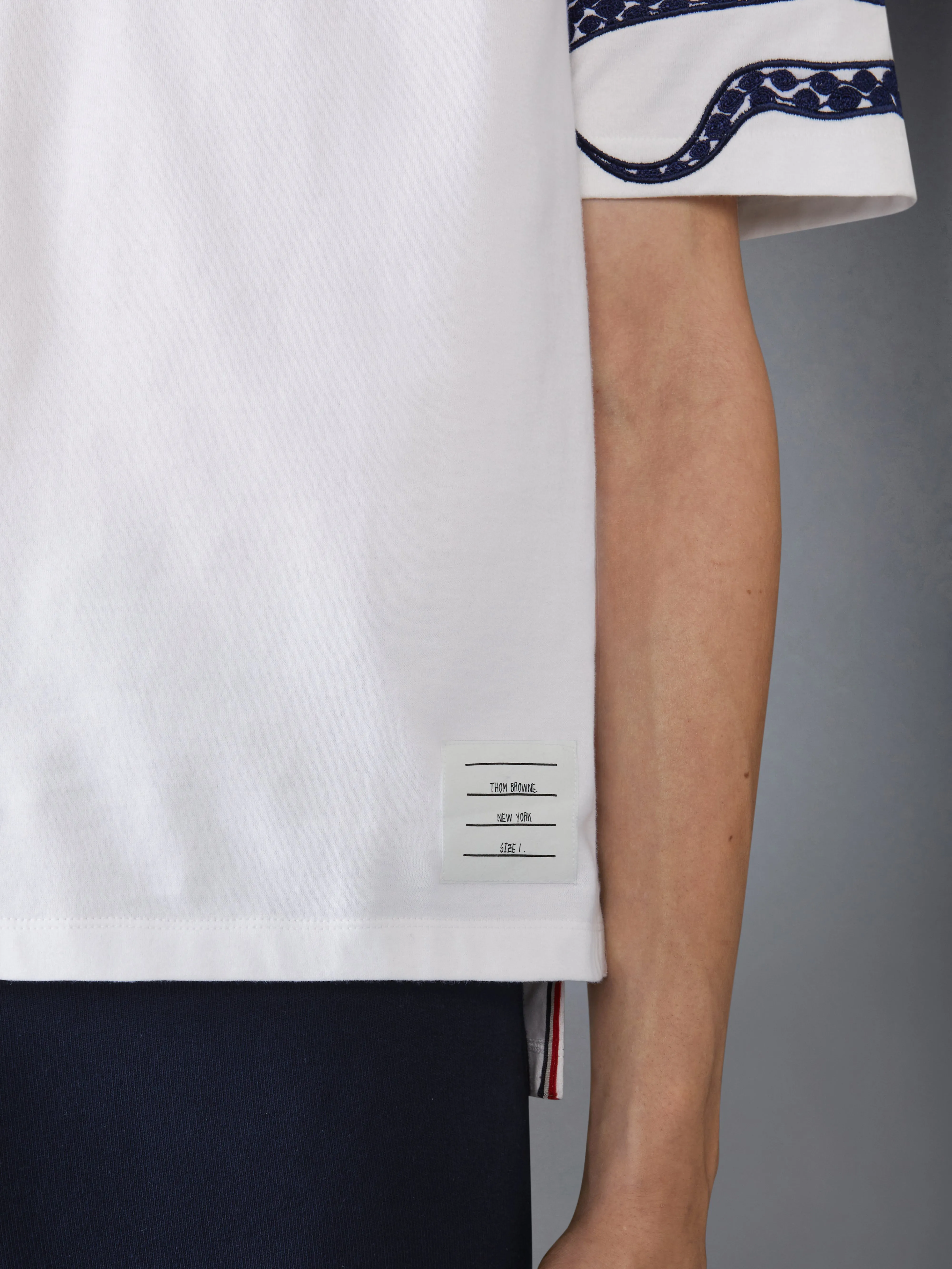 LUNAR NEW YEAR 4-BAR TEE sold by Thom Browne product image thumbnail 4