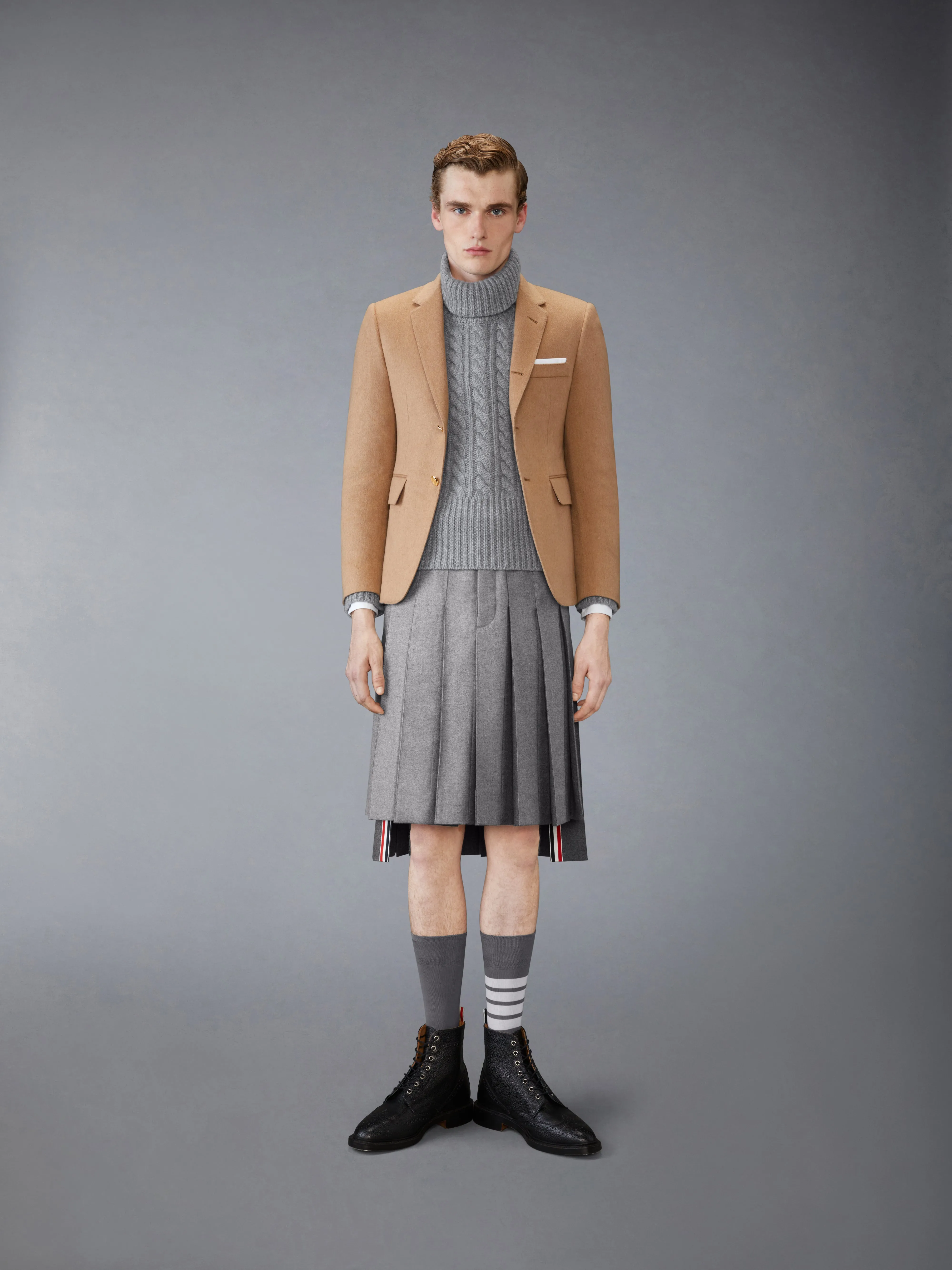 CLASSIC CASHMERE CABLE TURTLE NECK sold by Thom Browne product image thumbnail 3