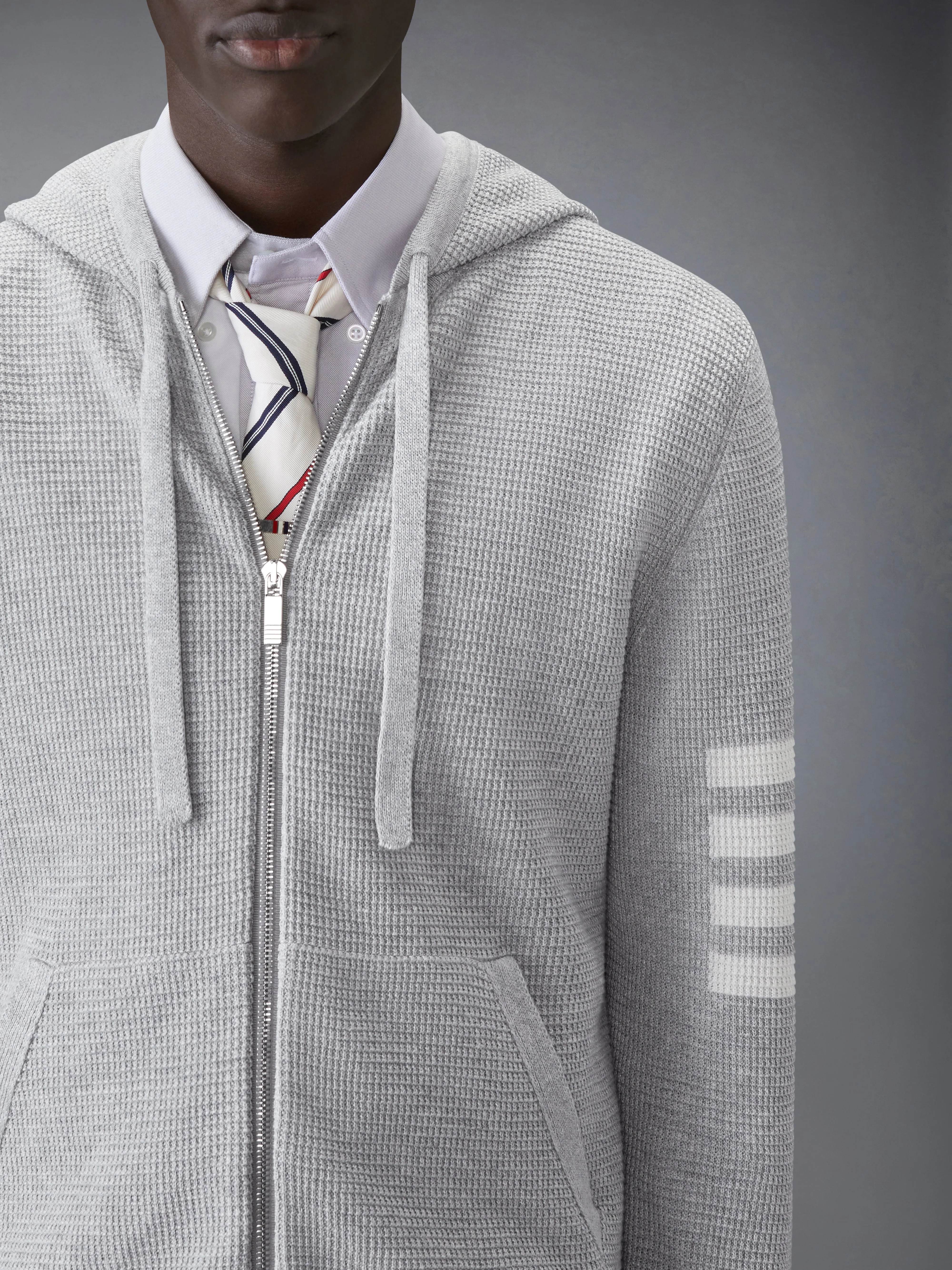 LINEN COTTON 4-BAR RELAXED FIT HOODIE sold by Thom Browne product image thumbnail 5