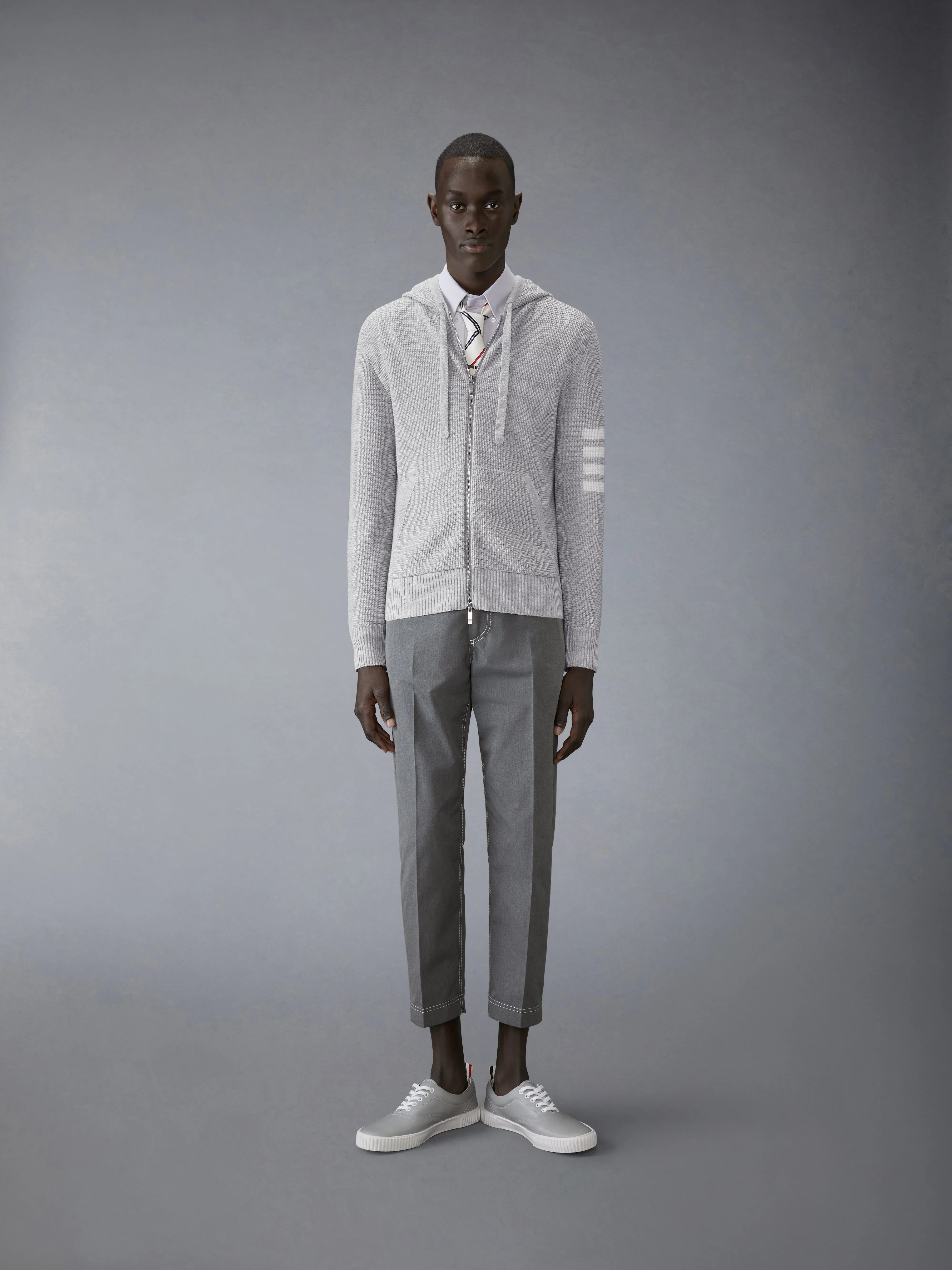 LINEN COTTON 4-BAR RELAXED FIT HOODIE sold by Thom Browne product image thumbnail 4