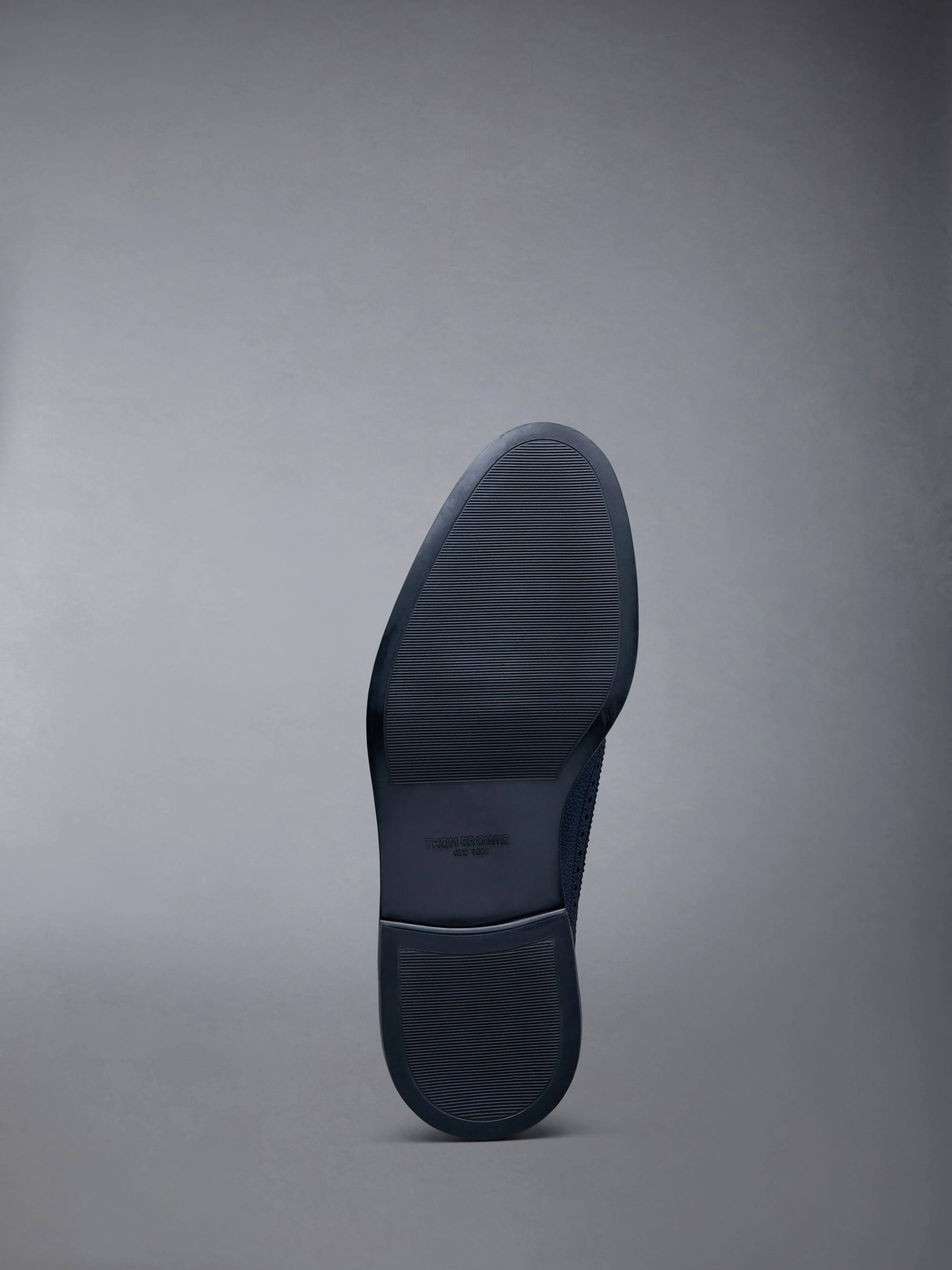 Pebble Grain Leather Longwing Brogue sold by Thom Browne product image thumbnail 5