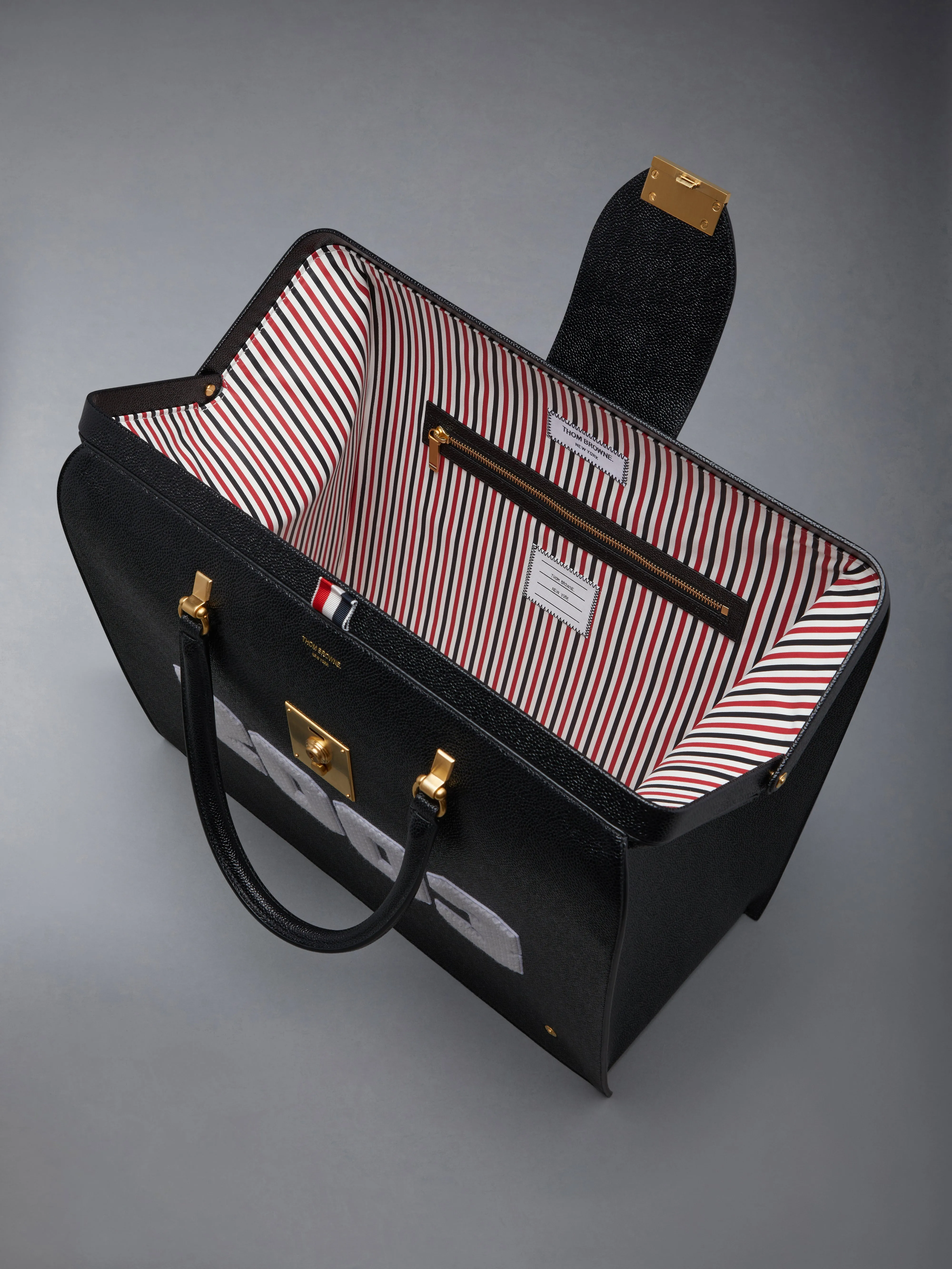 PEBBLE GRAIN LEATHER 2003 MR. THOM BAG sold by Thom Browne product image thumbnail 5