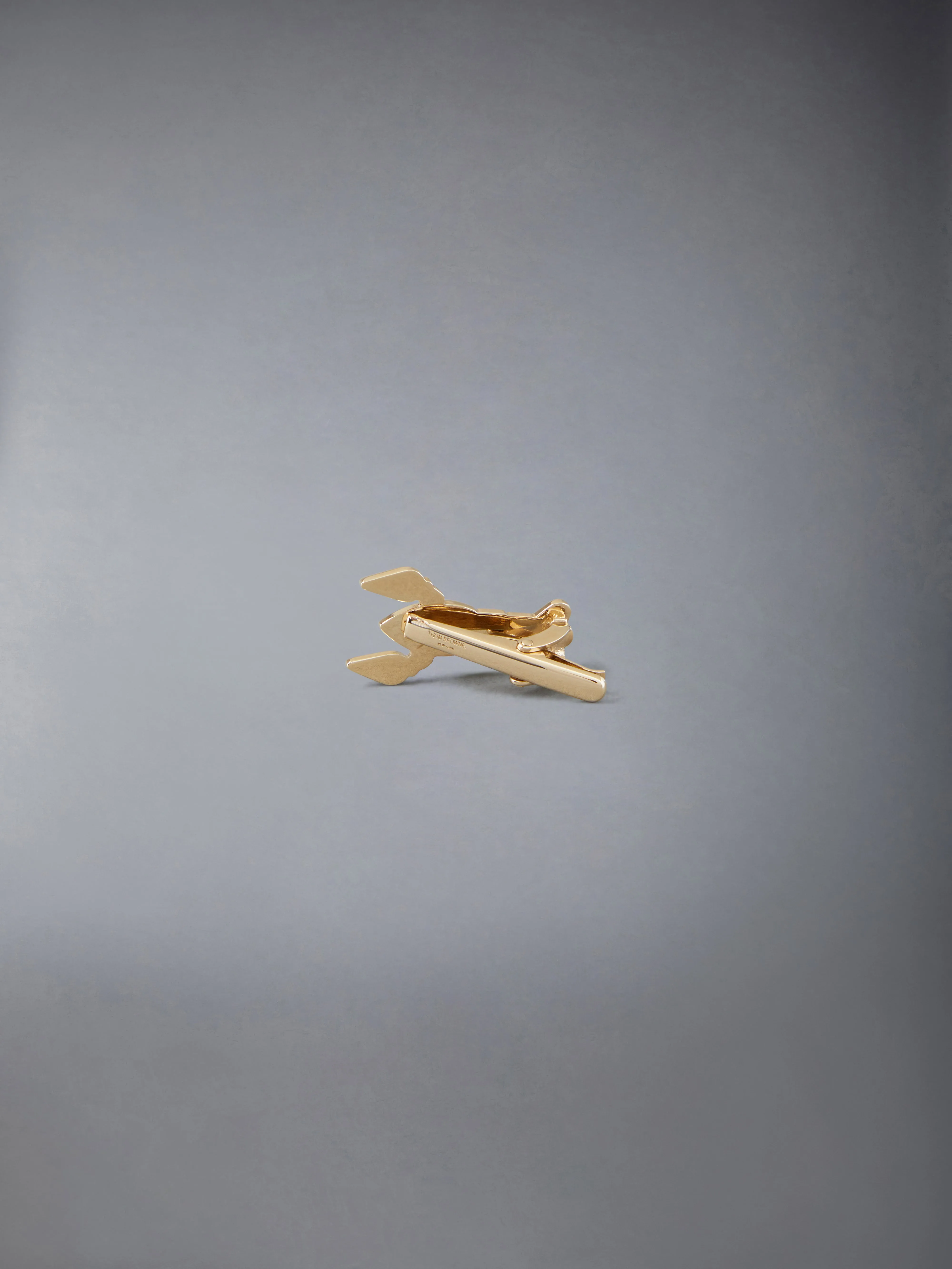 BRASS LOBSTER TIE BAR sold by Thom Browne product image thumbnail 3