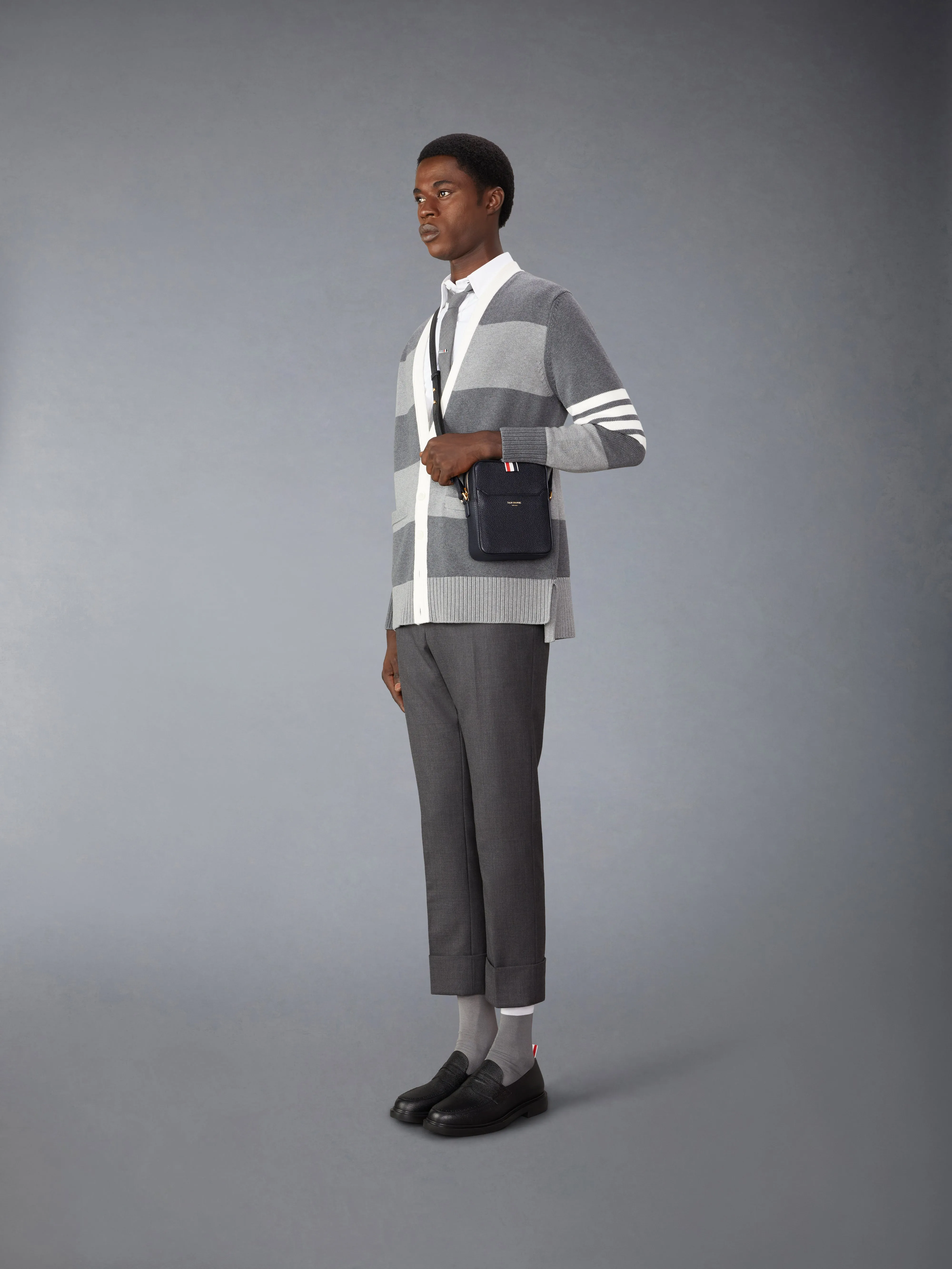 SOFT PEBBLE GRAIN 4-BAR VERTICAL CAMERA BAG sold by Thom Browne product image thumbnail 4