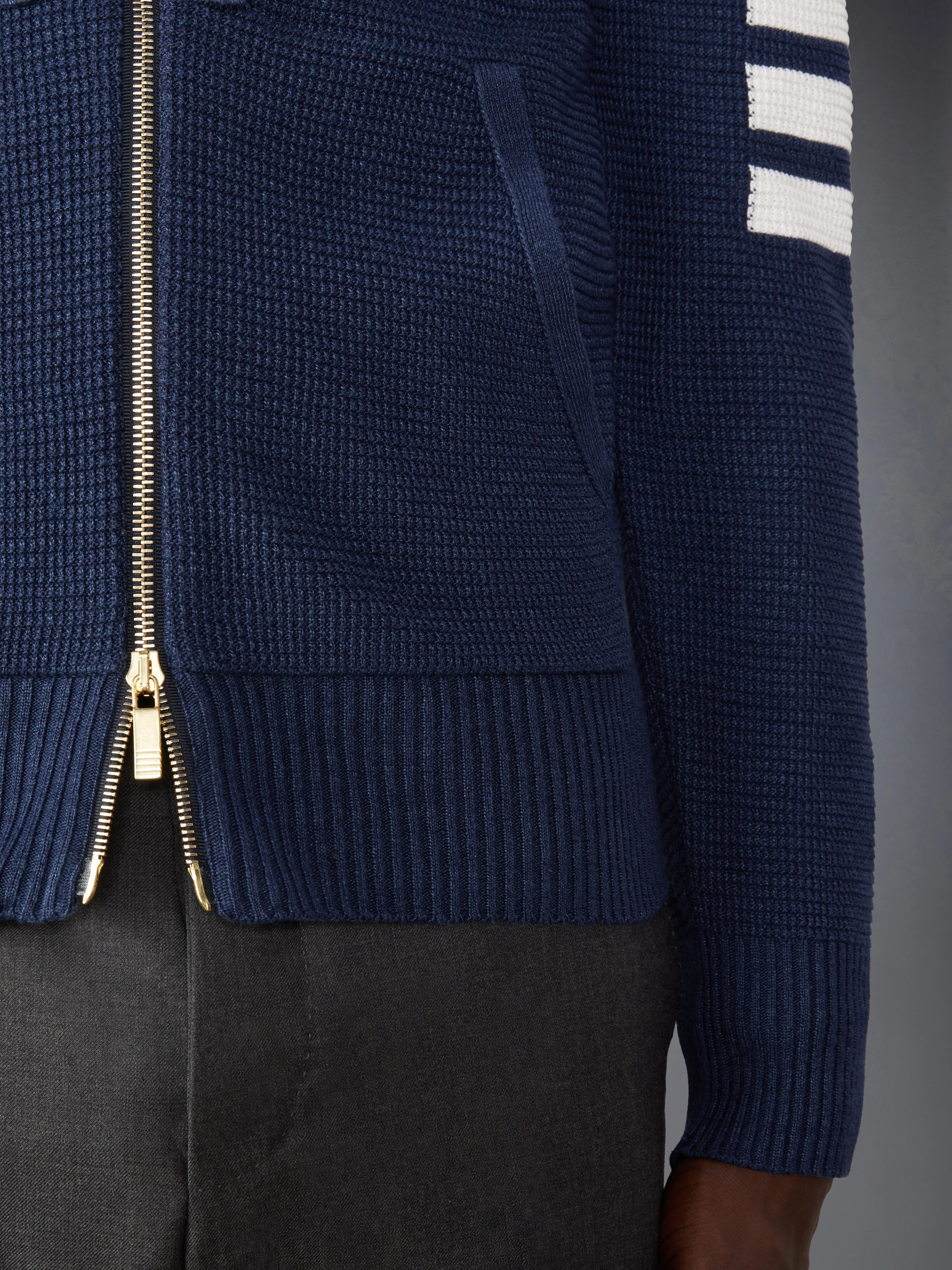 LINEN COTTON 4-BAR RELAXED FIT ZIP UP HOODIE sold by Thom Browne product image thumbnail 5