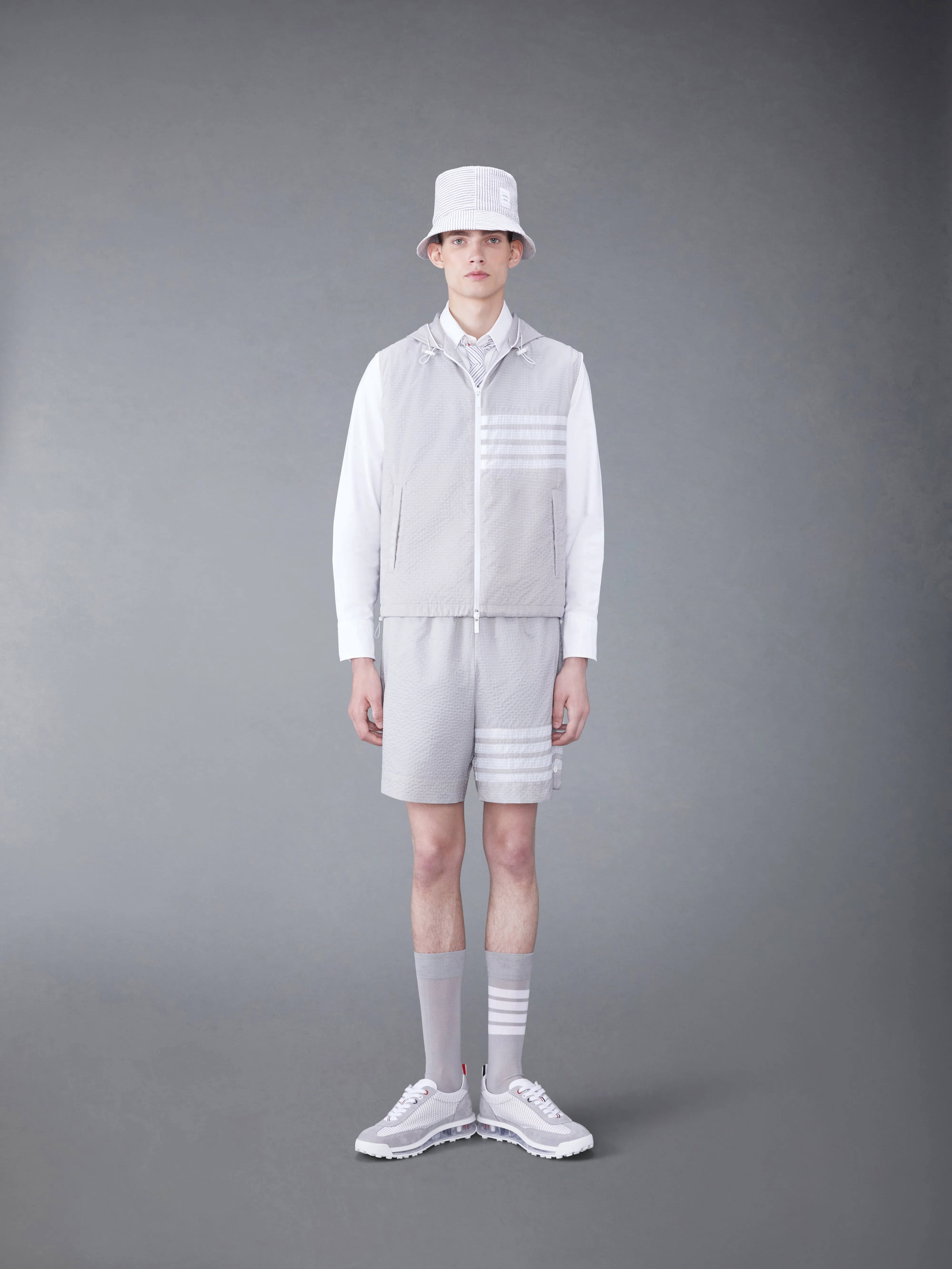 ULTRALIGHT RIPSTOP 4-BAR HOODED VEST sold by Thom Browne product image thumbnail 4