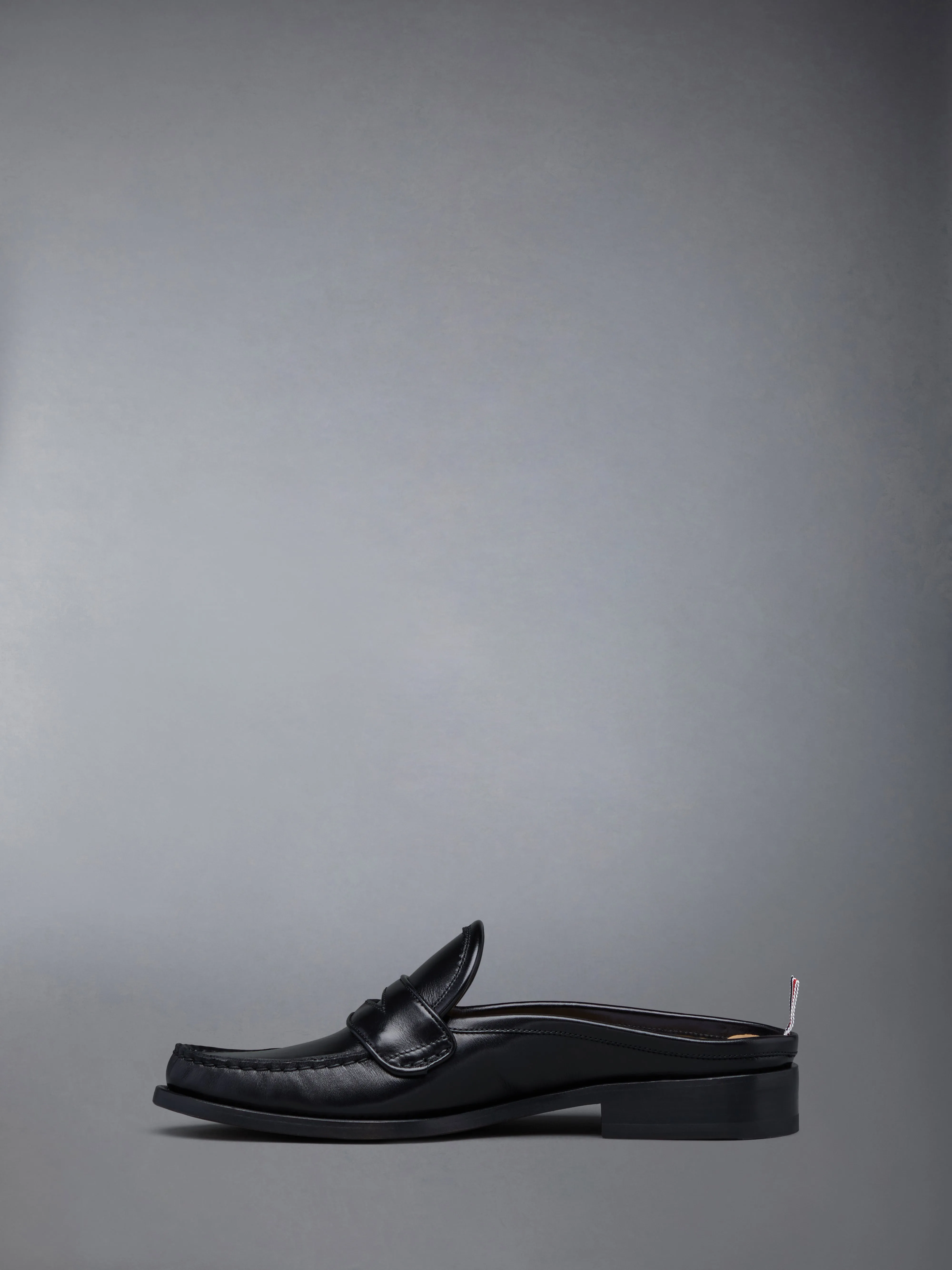CALF FLEXIBLE LEATHER SOLE PLEATED PENNY LOAFER sold by Thom Browne product image thumbnail 3