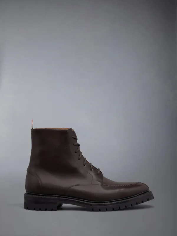 CLASSIC CALF COMMANDO SOLE APRON STITCH BOOTS sold by Thom Browne