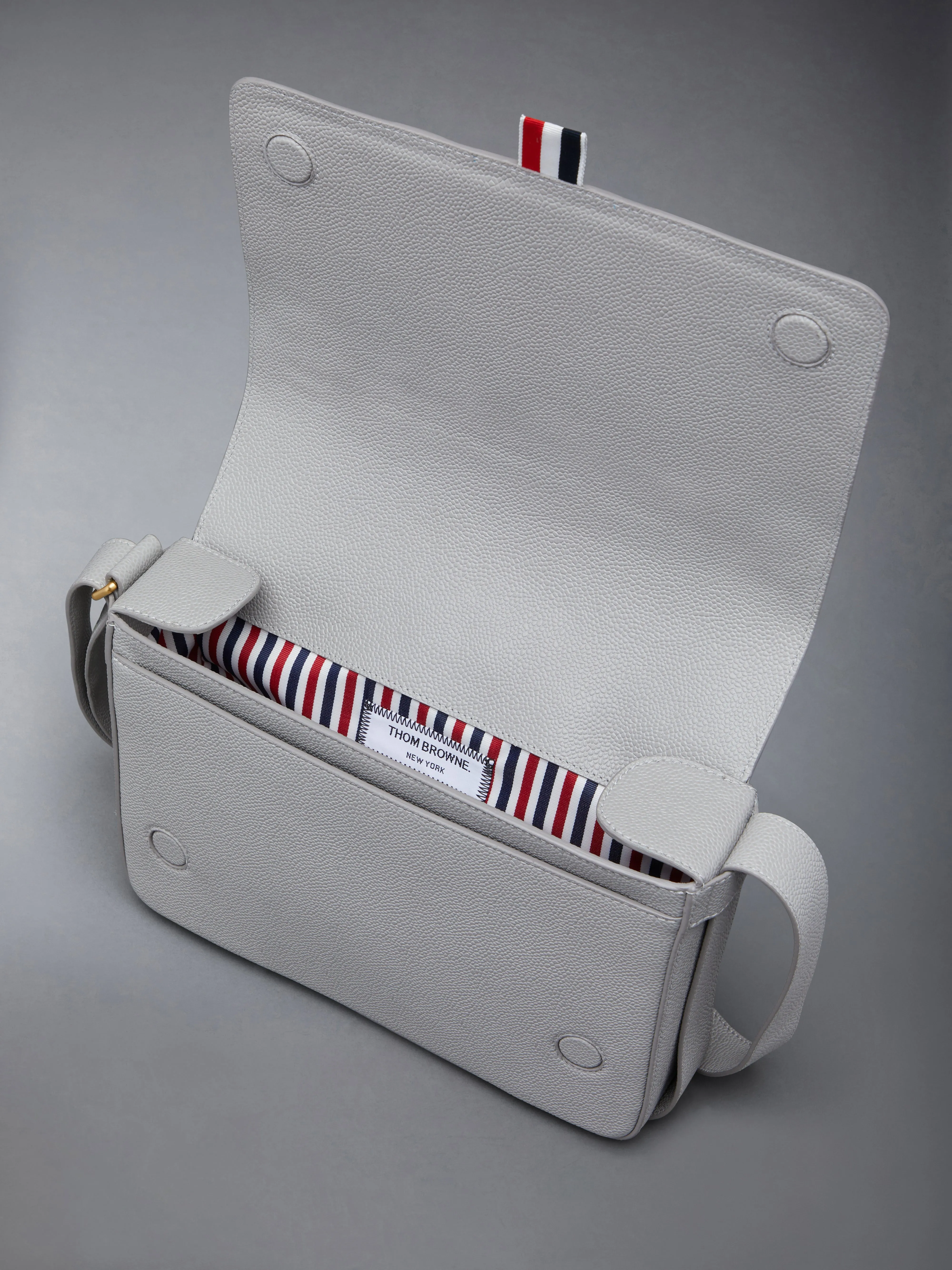 PEBBLE GRAIN 4-BAR REPORTER BAG sold by Thom Browne product image thumbnail 5