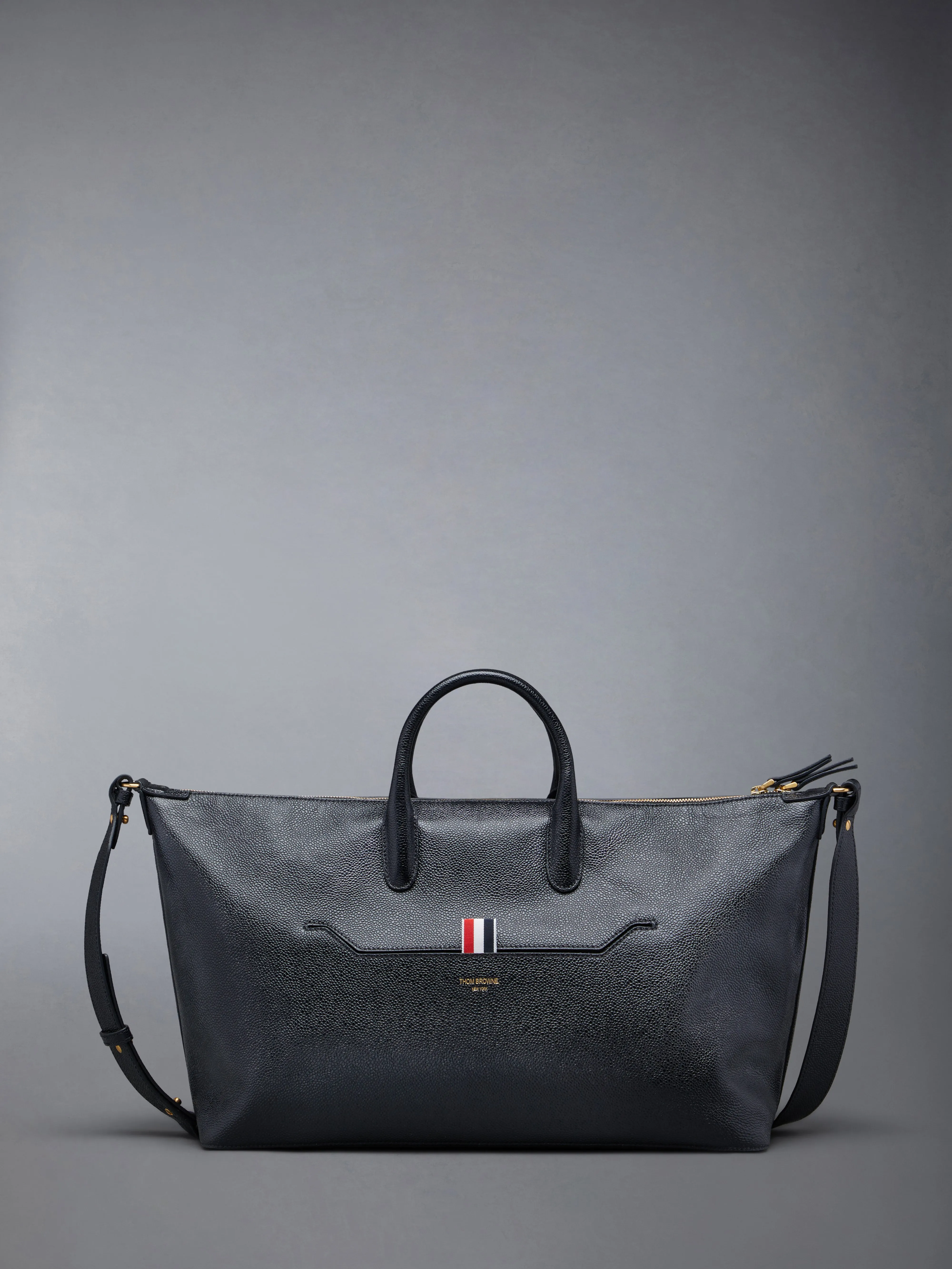PEBBLE GRAIN MEDIUM DUFFLE sold by Thom Browne