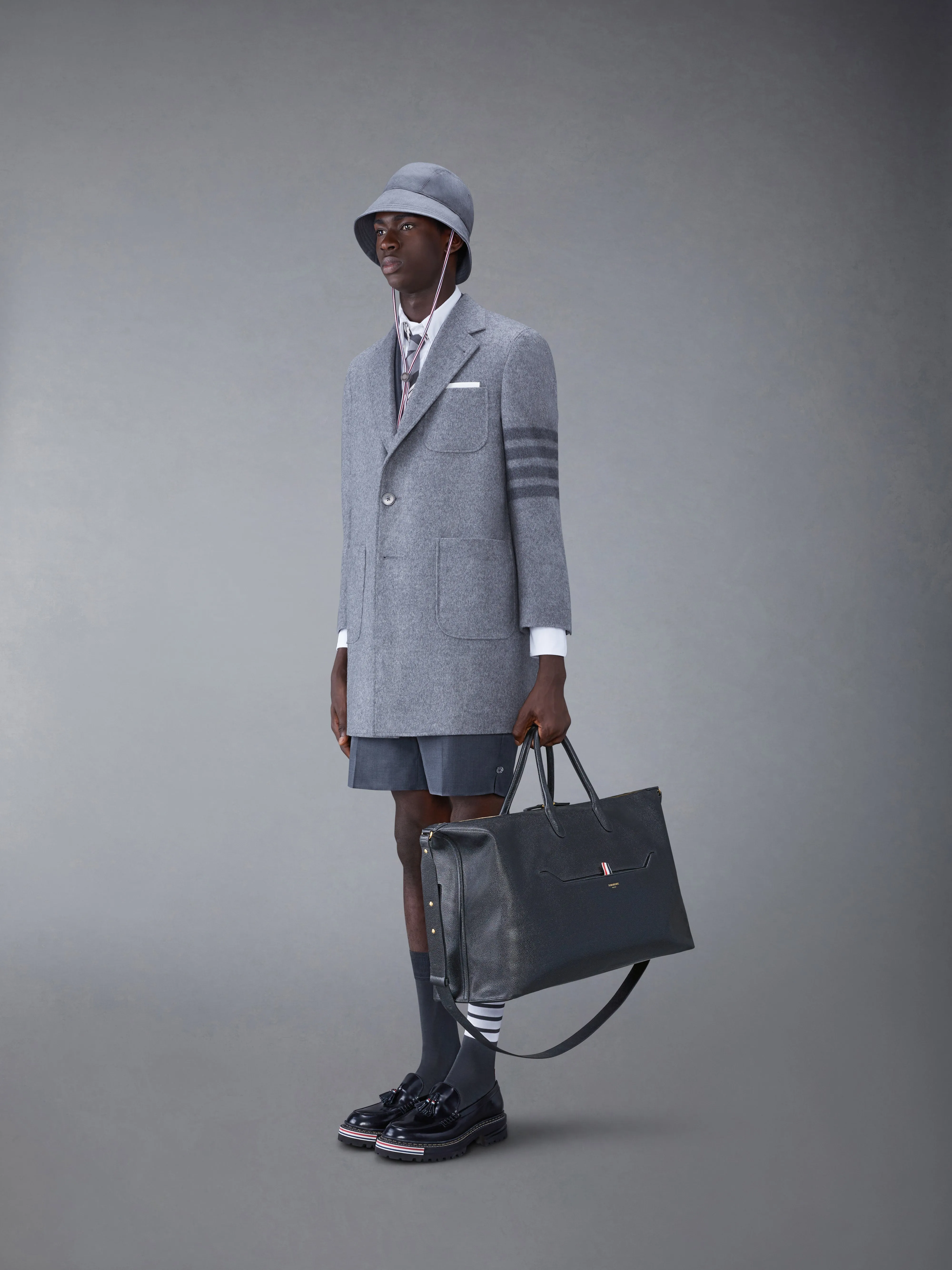 PEBBLE GRAIN DUFFLE sold by Thom Browne product image thumbnail 4