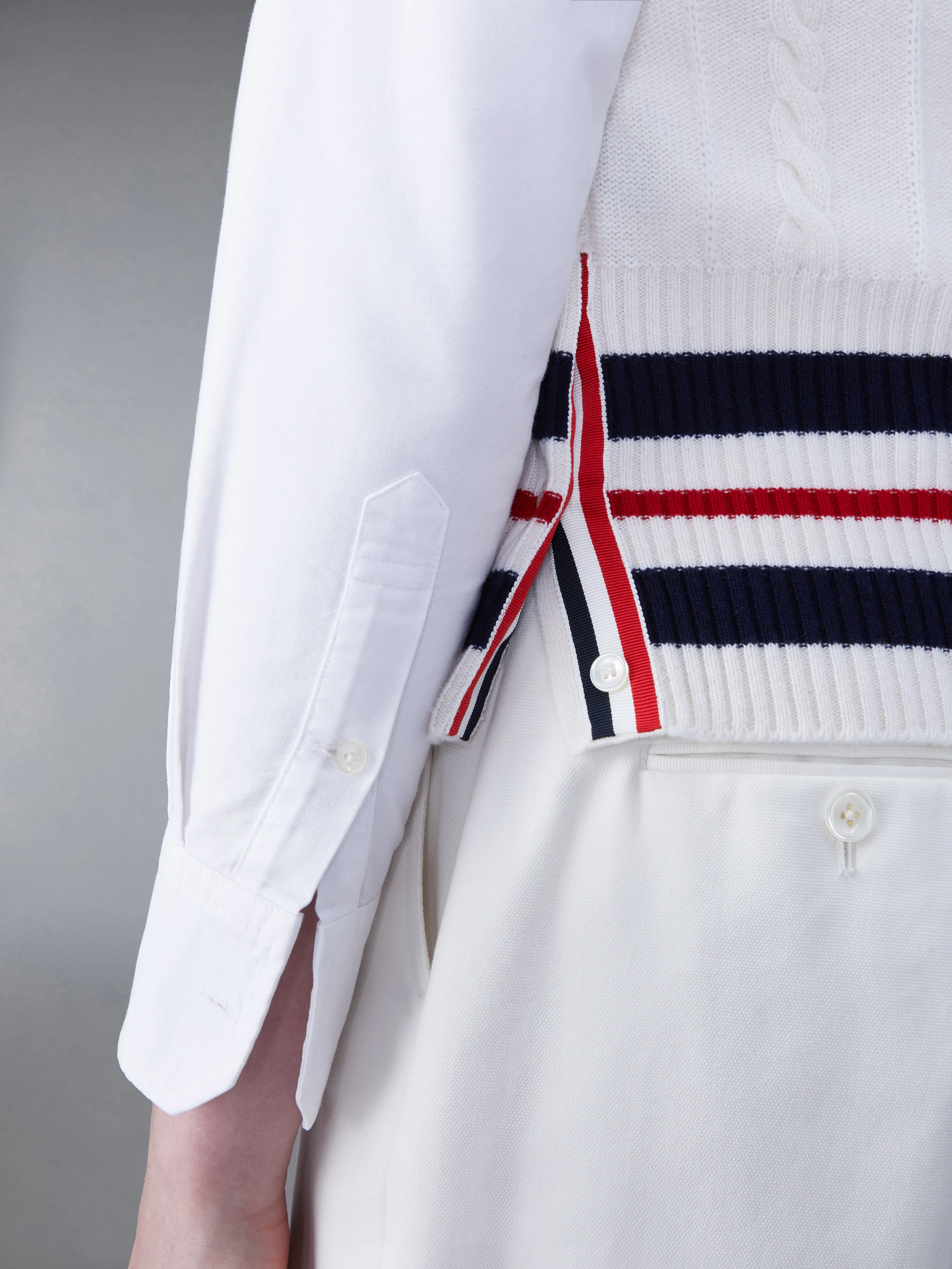 CASHMERE CABLE V-NECK VEST sold by Thom Browne product image thumbnail 5