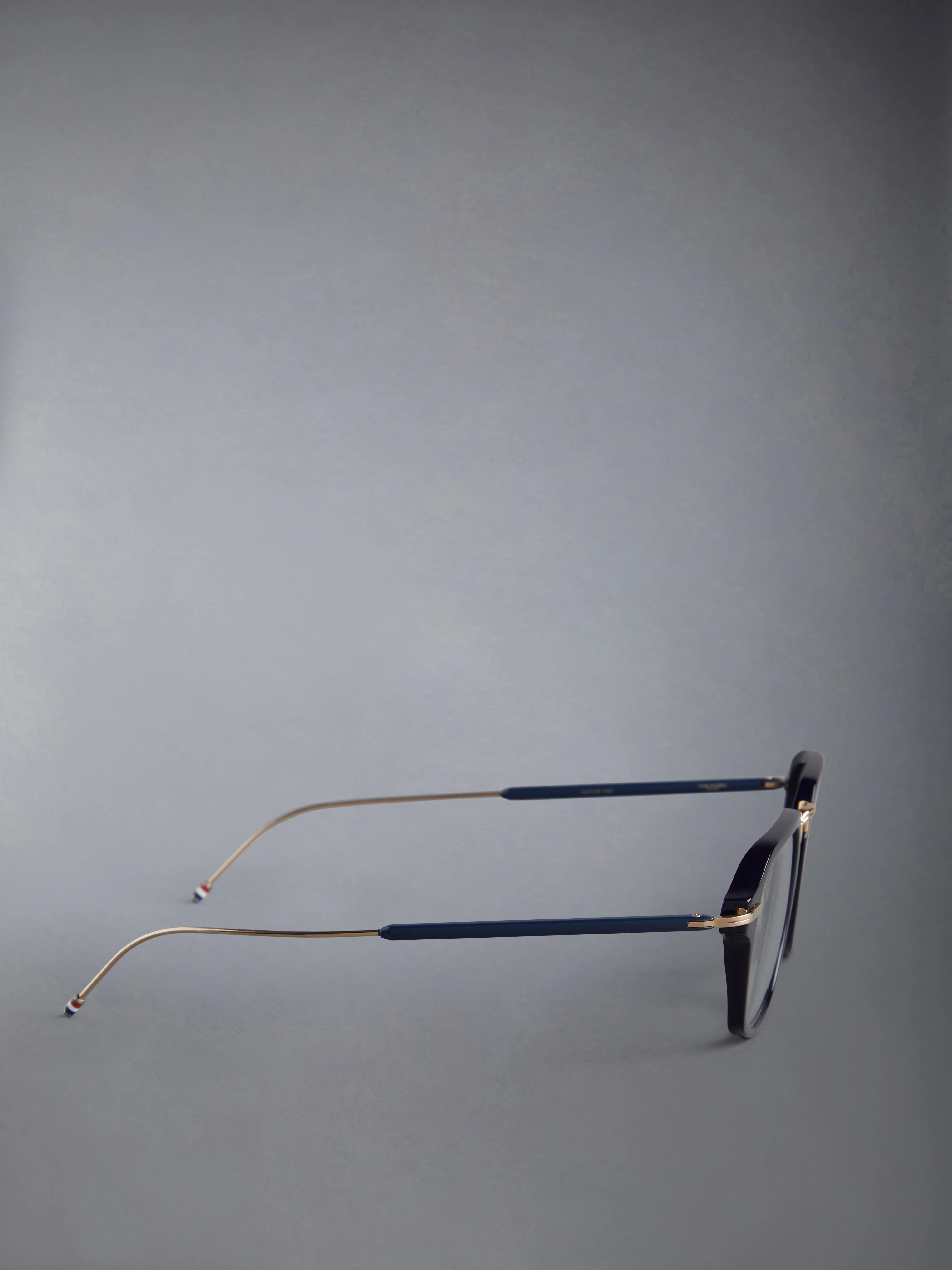 ACETATE AND TITANIUM RECTANGULAR EYEGLASSES sold by Thom Browne product image thumbnail 4