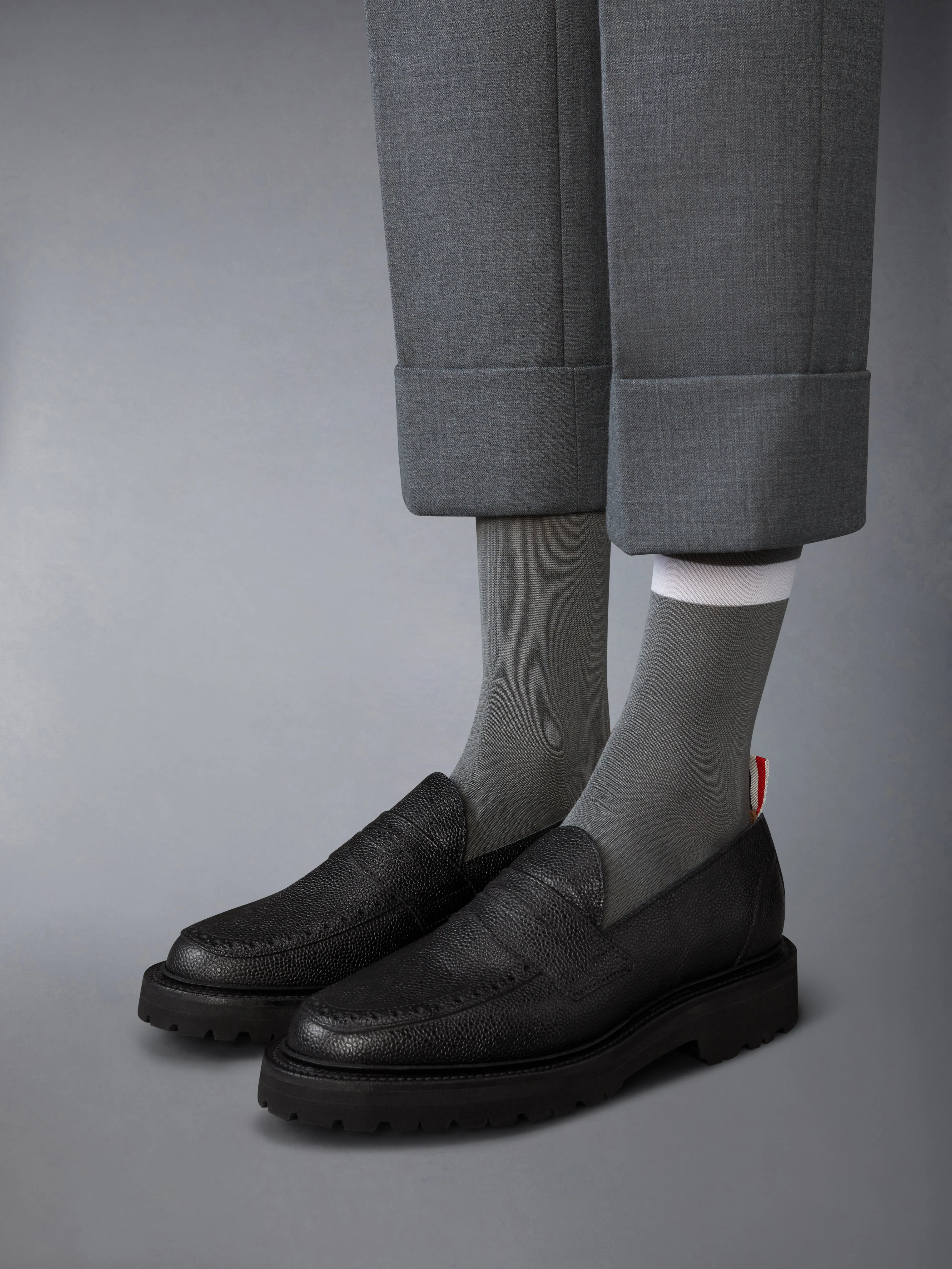 PEBBLE GRAIN COMMANDO SOLE PENNY LOAFER sold by Thom Browne product image thumbnail 4