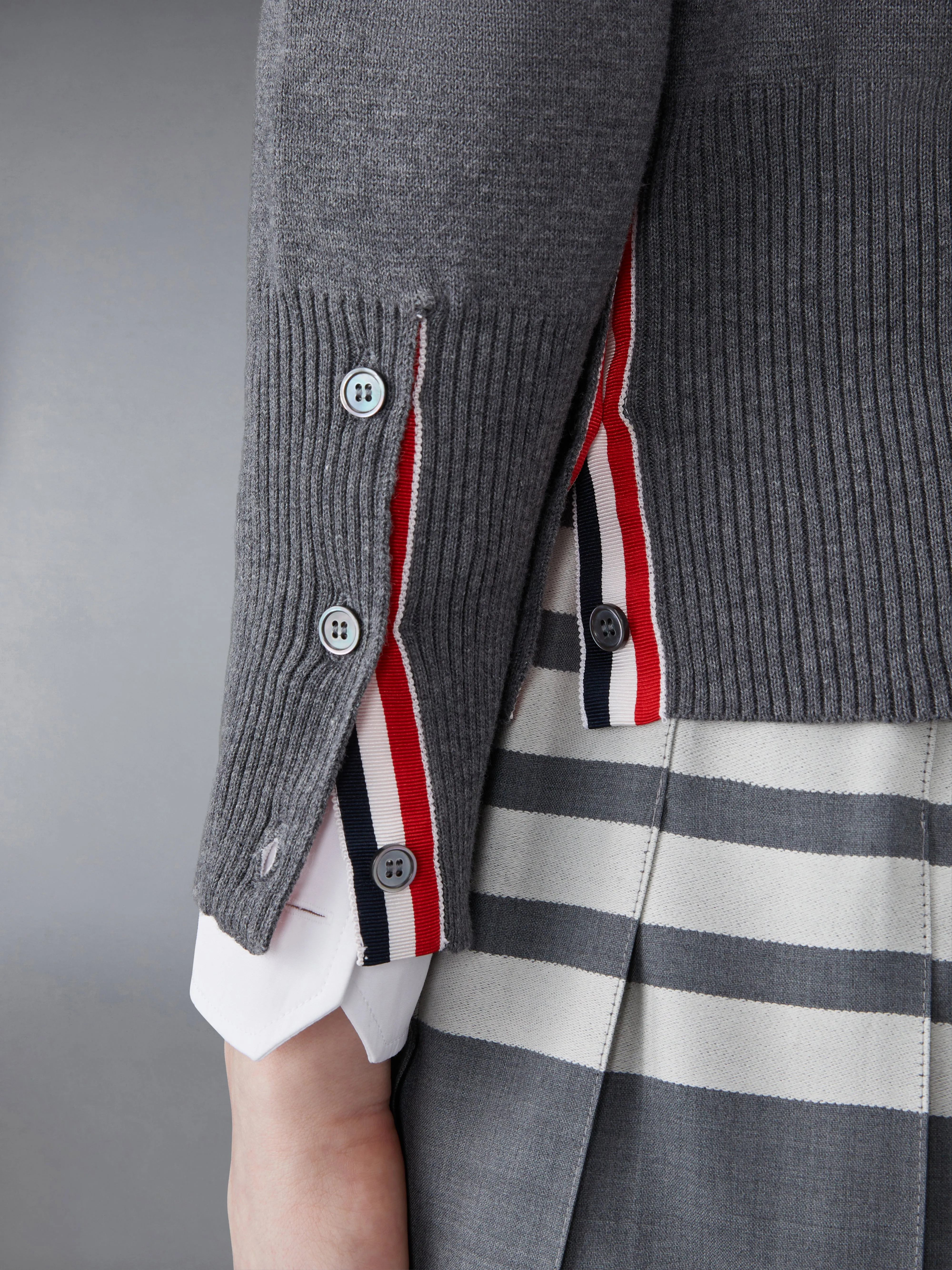 COTTON CREPE MILANO STITCH 4-BAR CLASSIC CREW NECK PULLOVER sold by Thom Browne product image thumbnail 5