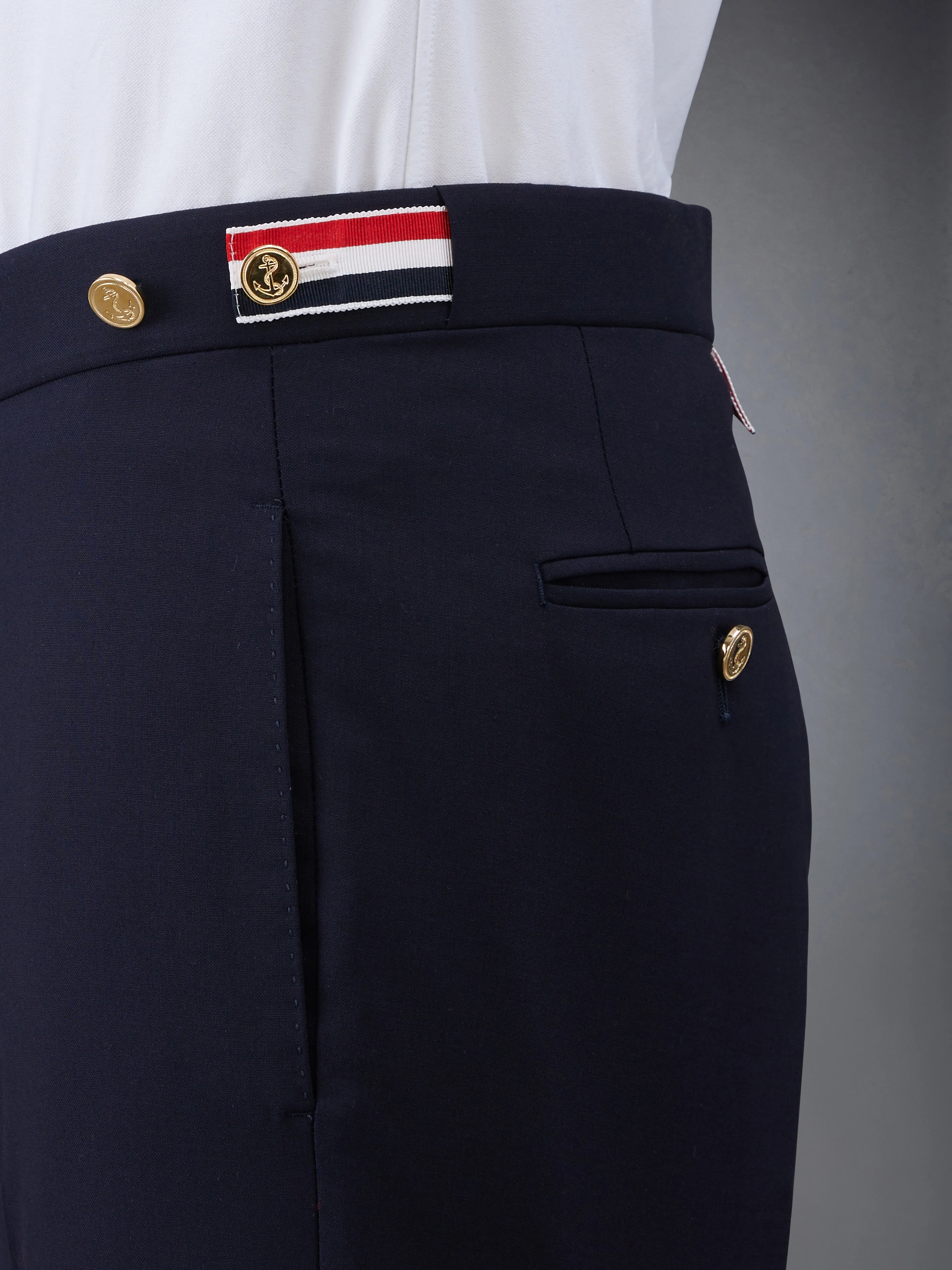 PLAIN WEAVE 4-BAR LOW RISE SHORTS sold by Thom Browne product image thumbnail 5