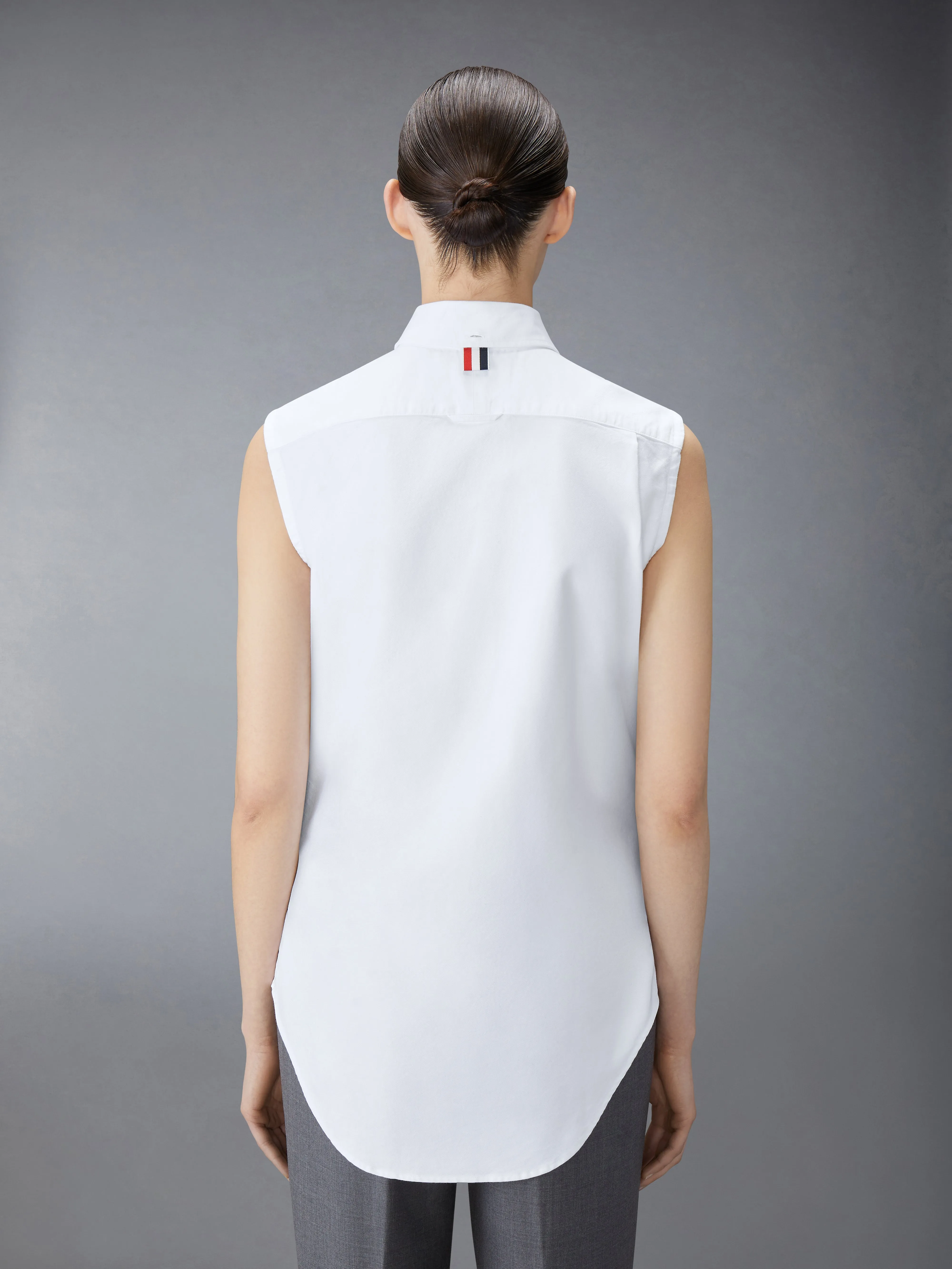 OXFORD CLASSIC SLEEVELESS SHIRT sold by Thom Browne product image thumbnail 3