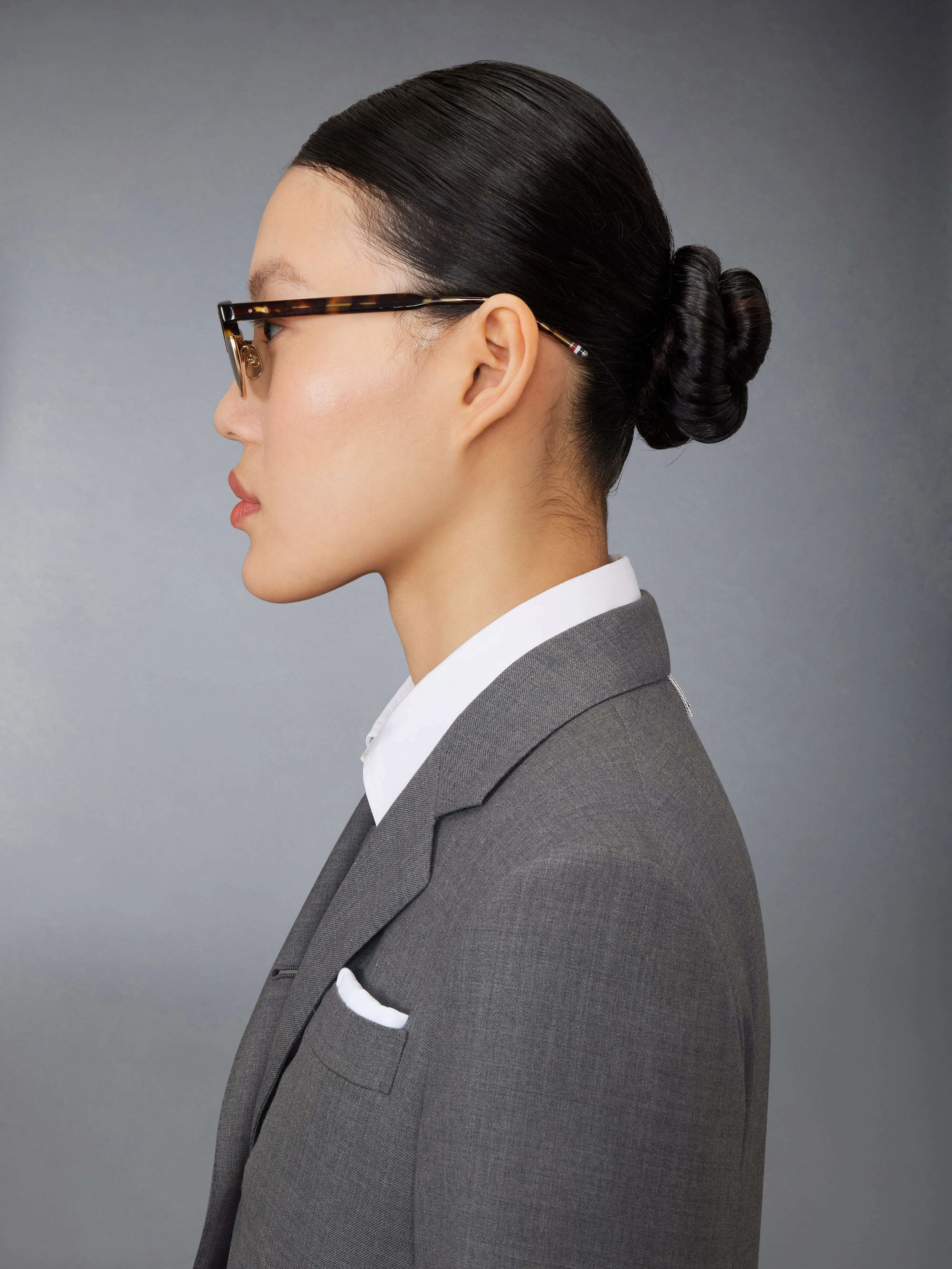 ACETATE AND TITANIUM OVAL SUNGLASSES sold by Thom Browne product image thumbnail 4