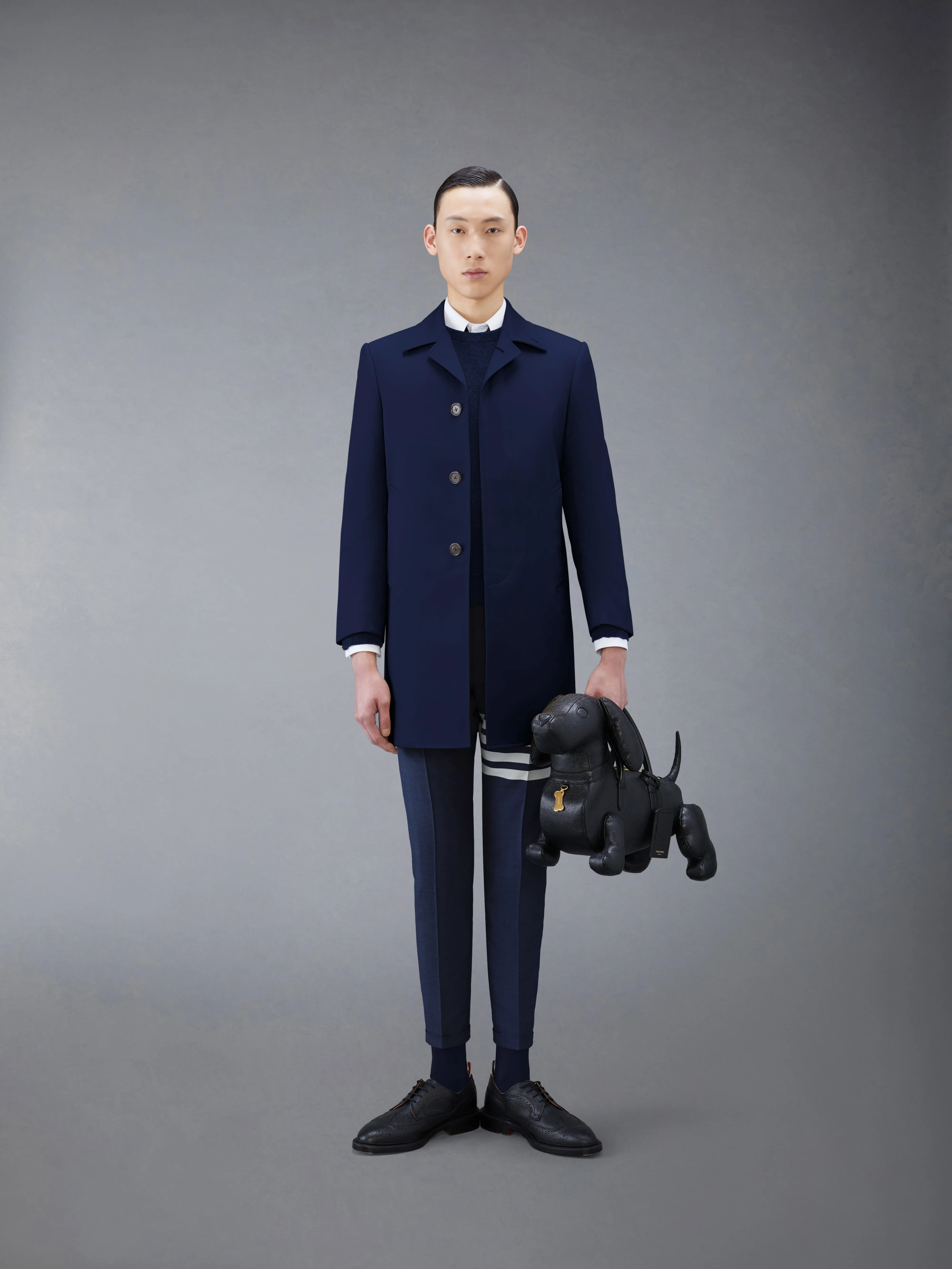 CLASSIC CASHMERE 4-BAR PULLOVER sold by Thom Browne product image thumbnail 4