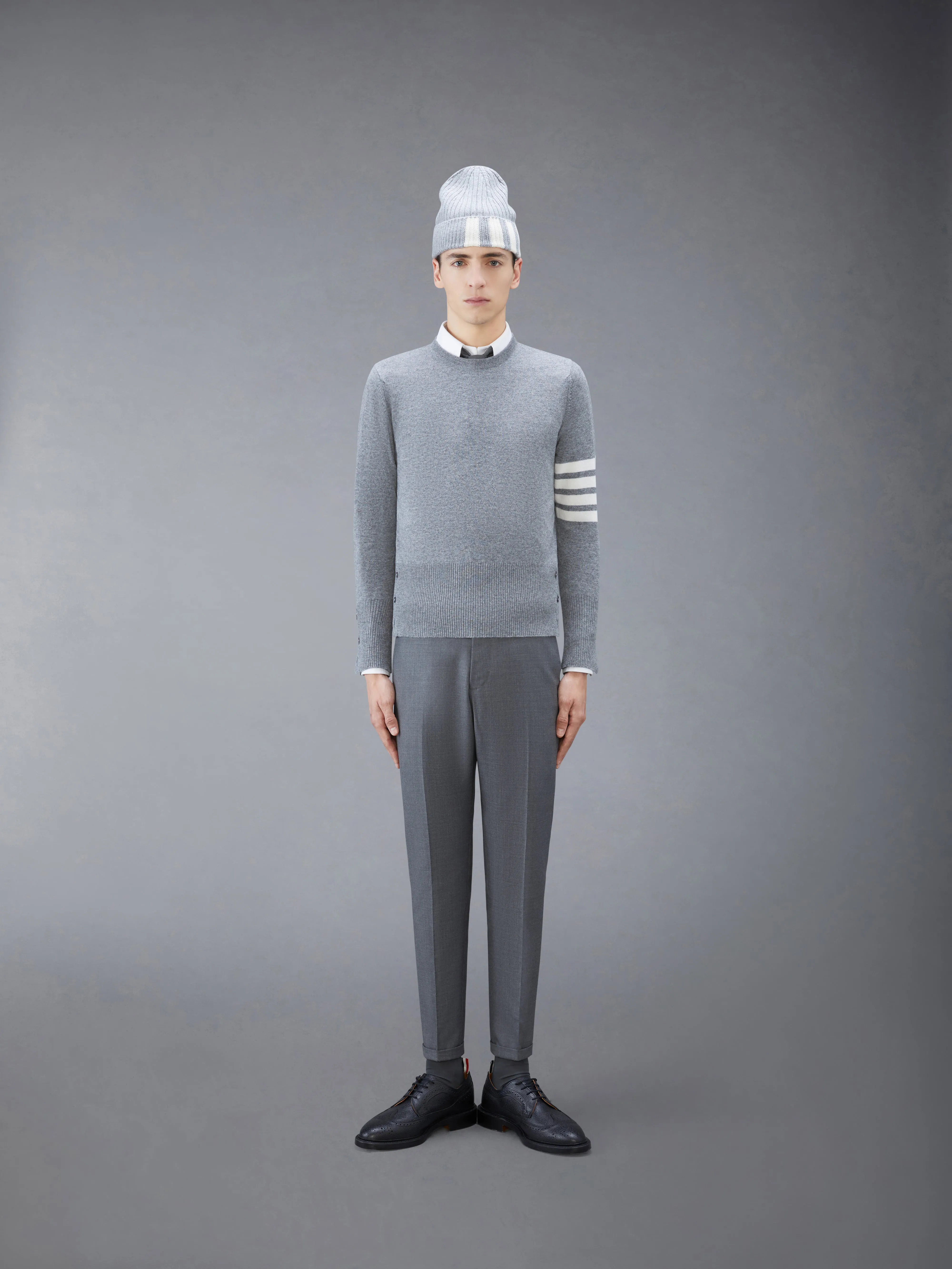 CLASSIC CASHMERE 4-BAR PULLOVER sold by Thom Browne product image thumbnail 3