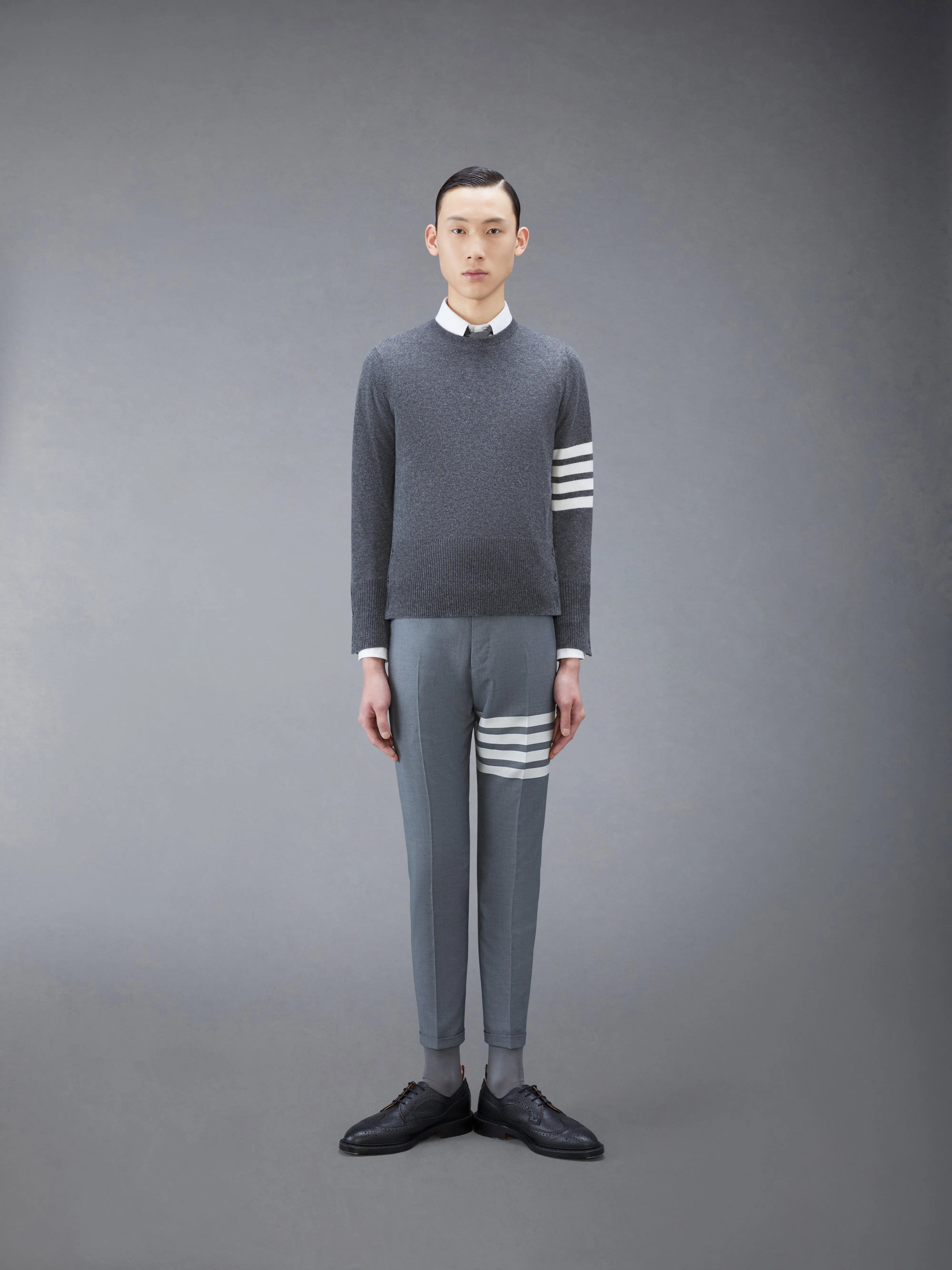CLASSIC CASHMERE 4-BAR PULLOVER sold by Thom Browne product image thumbnail 3