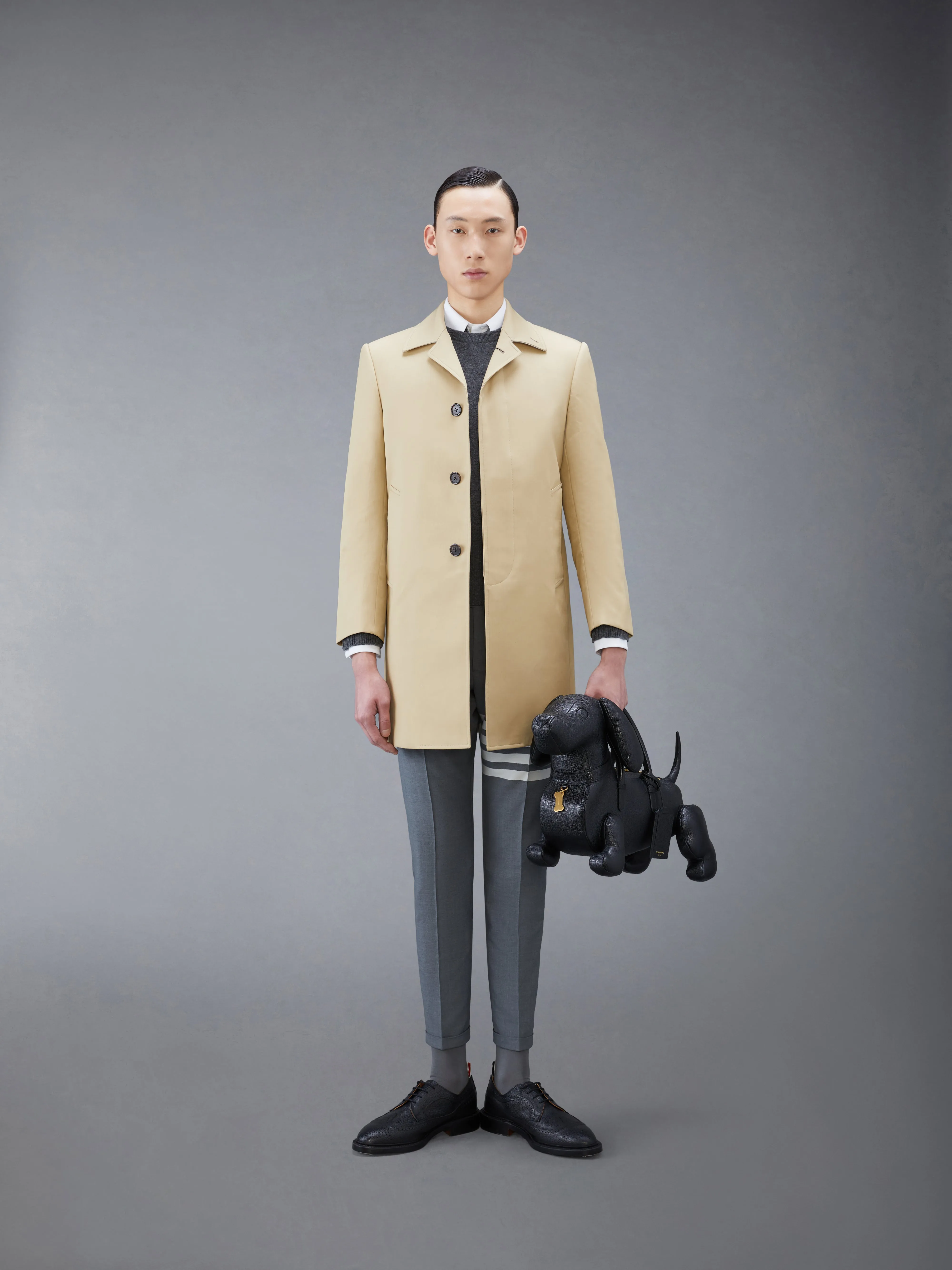 CLASSIC CASHMERE 4-BAR PULLOVER sold by Thom Browne product image thumbnail 4