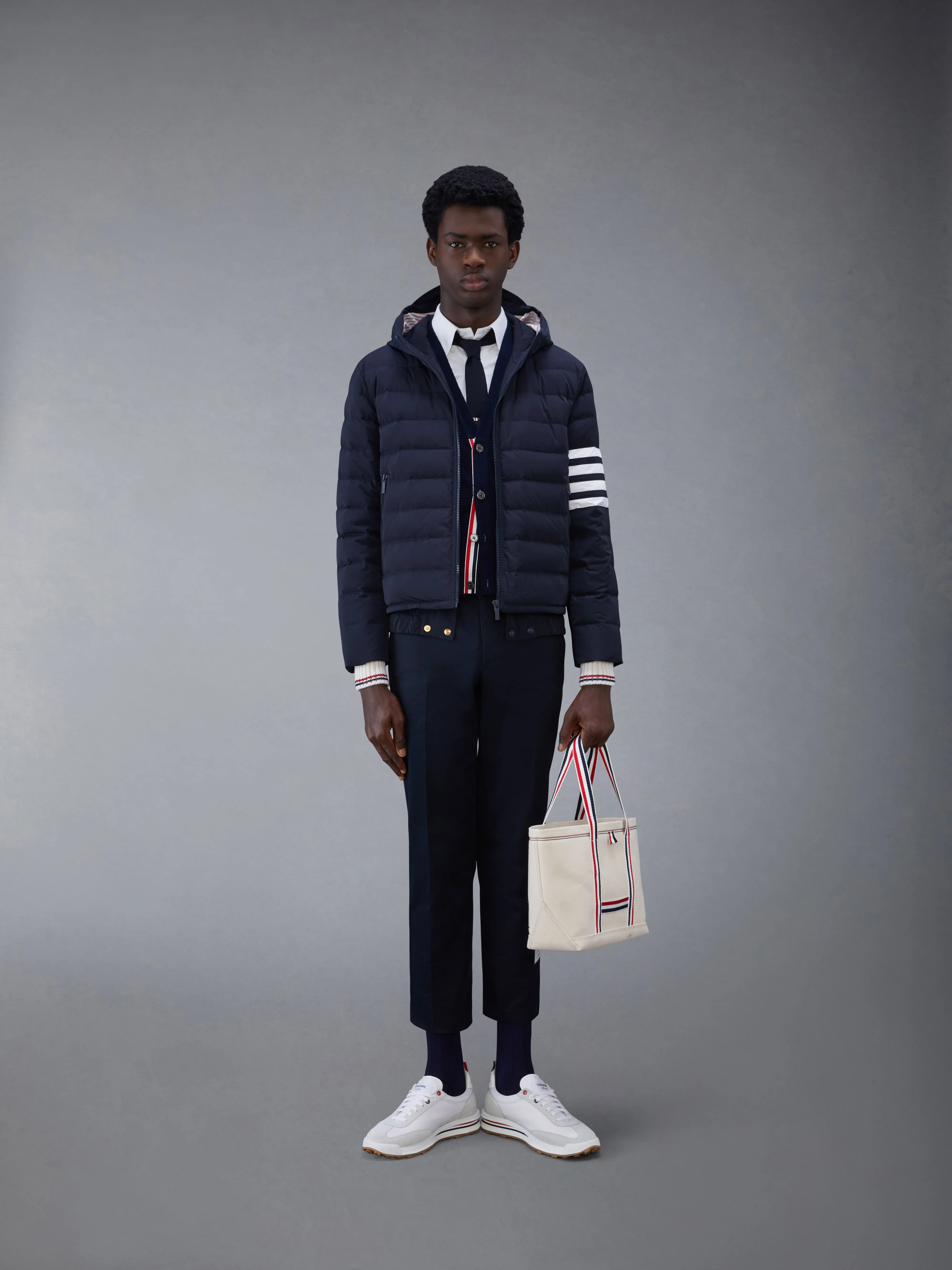 CLASSIC CASHMERE 4-BAR V-NECK CARDIGAN sold by Thom Browne product image thumbnail 4