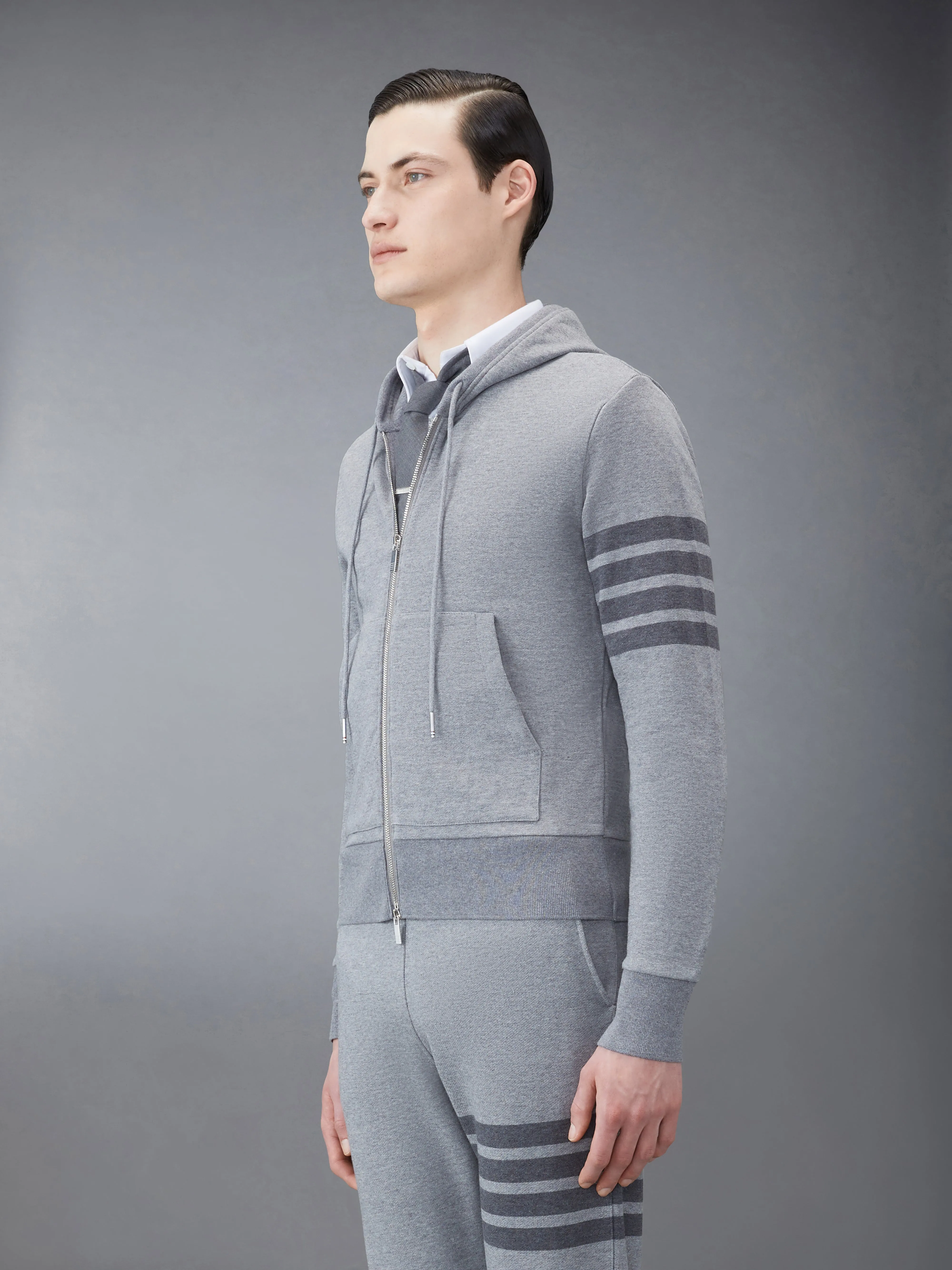 CLASSIC LOOPBACK 4-BAR FULL ZIP HOODIE sold by Thom Browne product image thumbnail 4