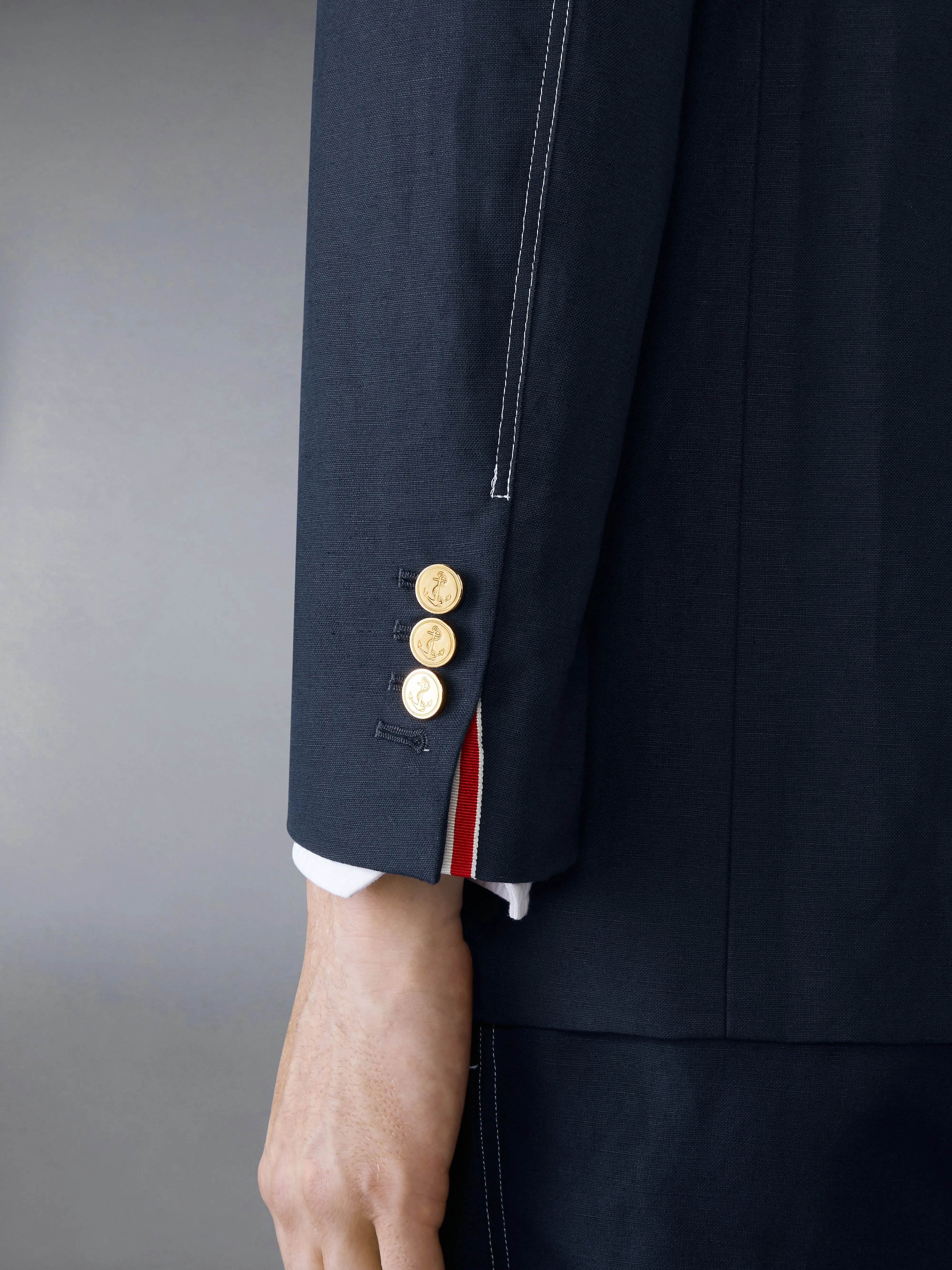 COTTON LINEN ELONGATED SPORT COAT sold by Thom Browne product image thumbnail 4