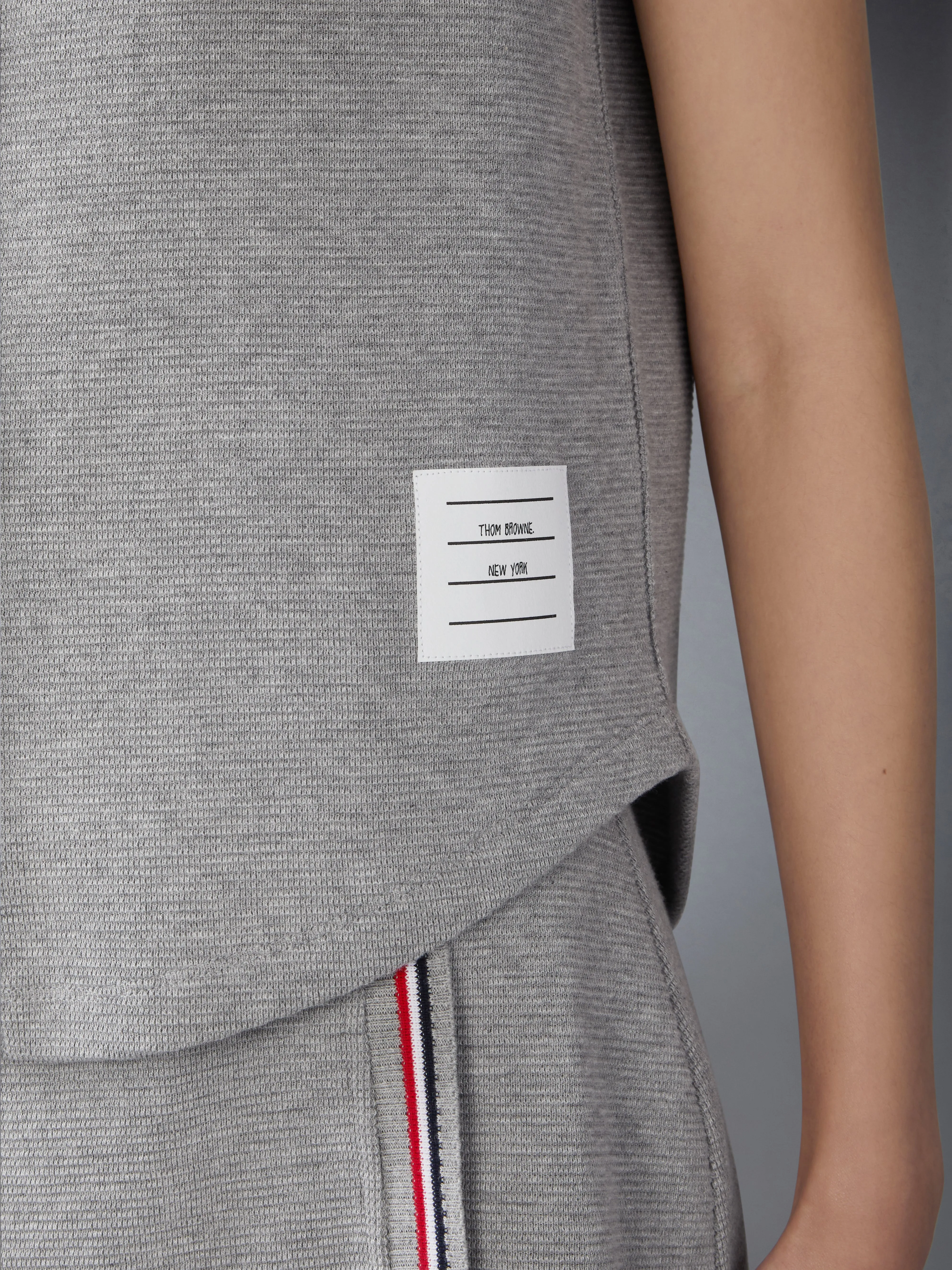 COTTON WAFFLE SLEEVELESS BUTTON SHIRT sold by Thom Browne product image thumbnail 4