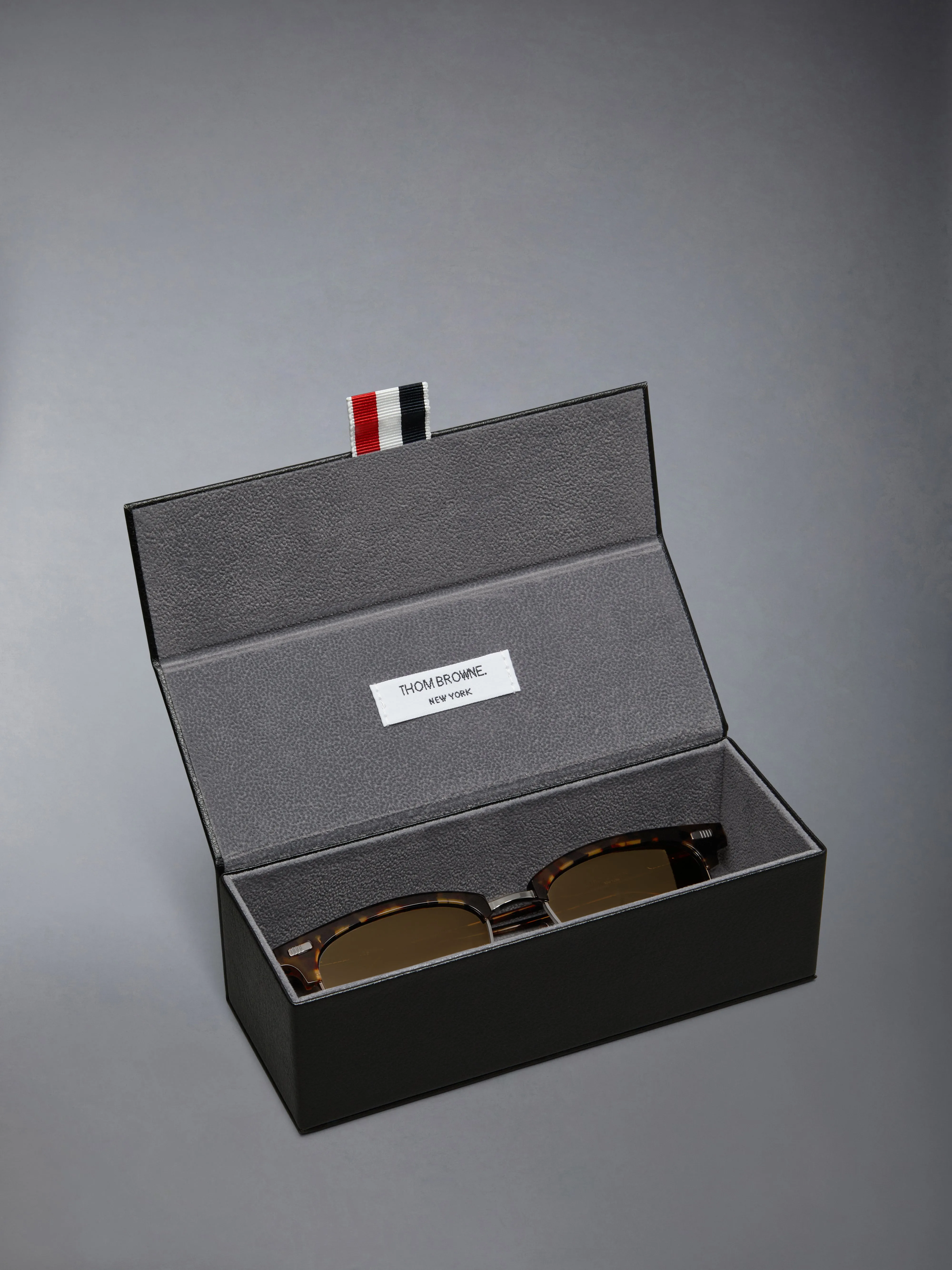 ACETATE AND TITANIUM RECTANGULAR SUNGLASSES sold by Thom Browne product image thumbnail 4