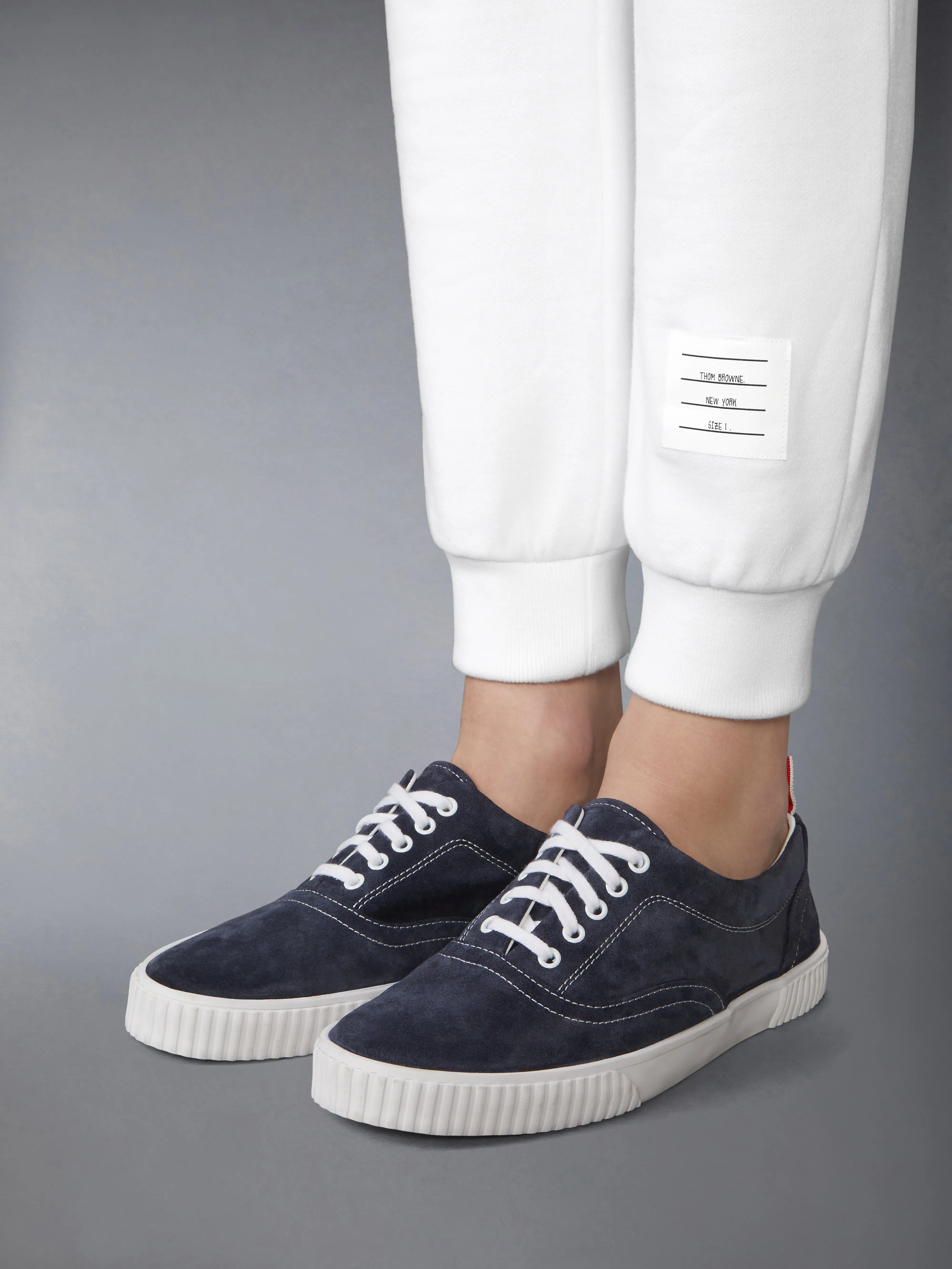 CLASSIC LOOPBACK 4-BAR SWEATPANTS sold by Thom Browne product image thumbnail 4