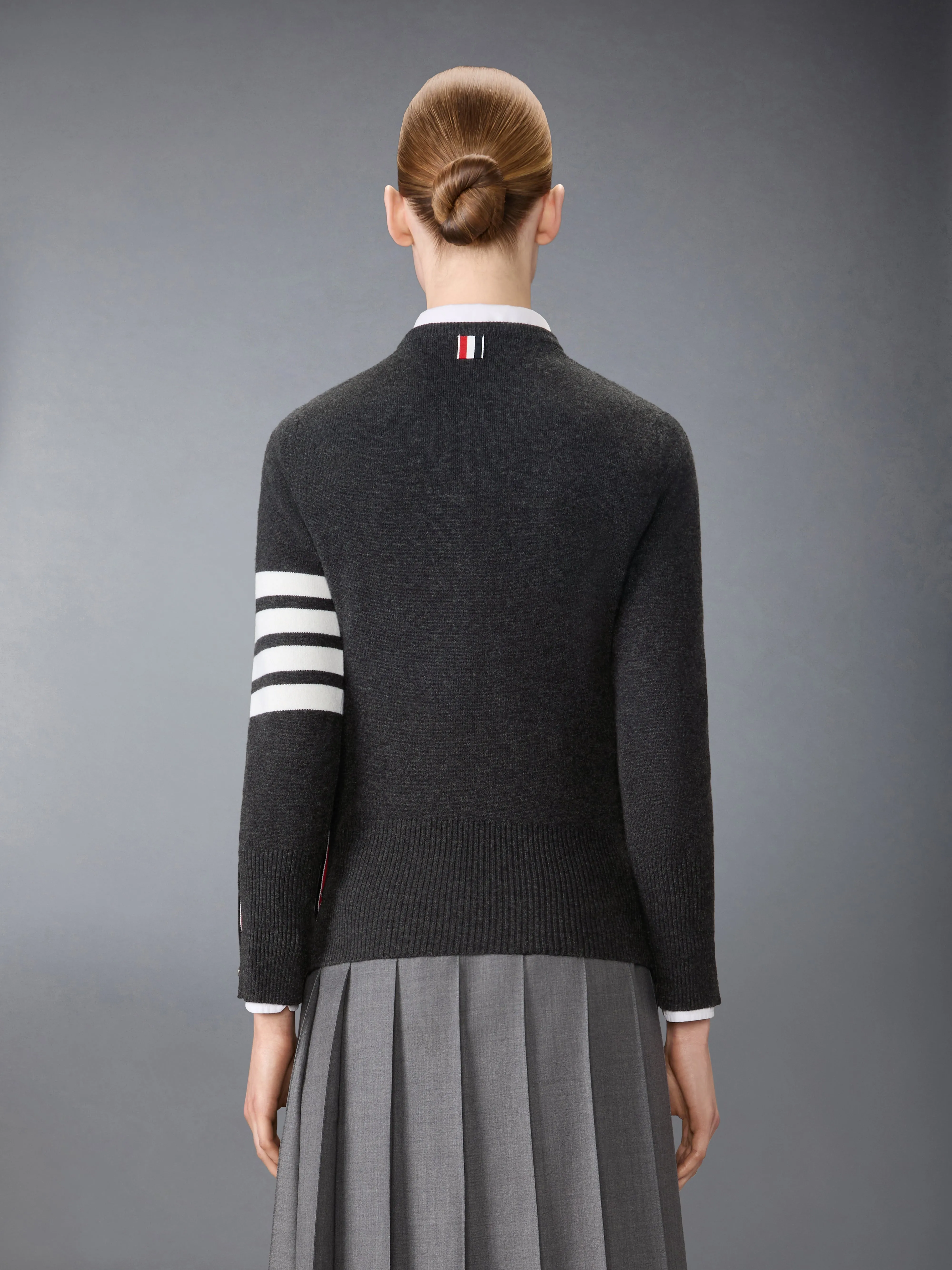 CLASSIC CASHMERE 4-BAR PULLOVER sold by Thom Browne product image thumbnail 3