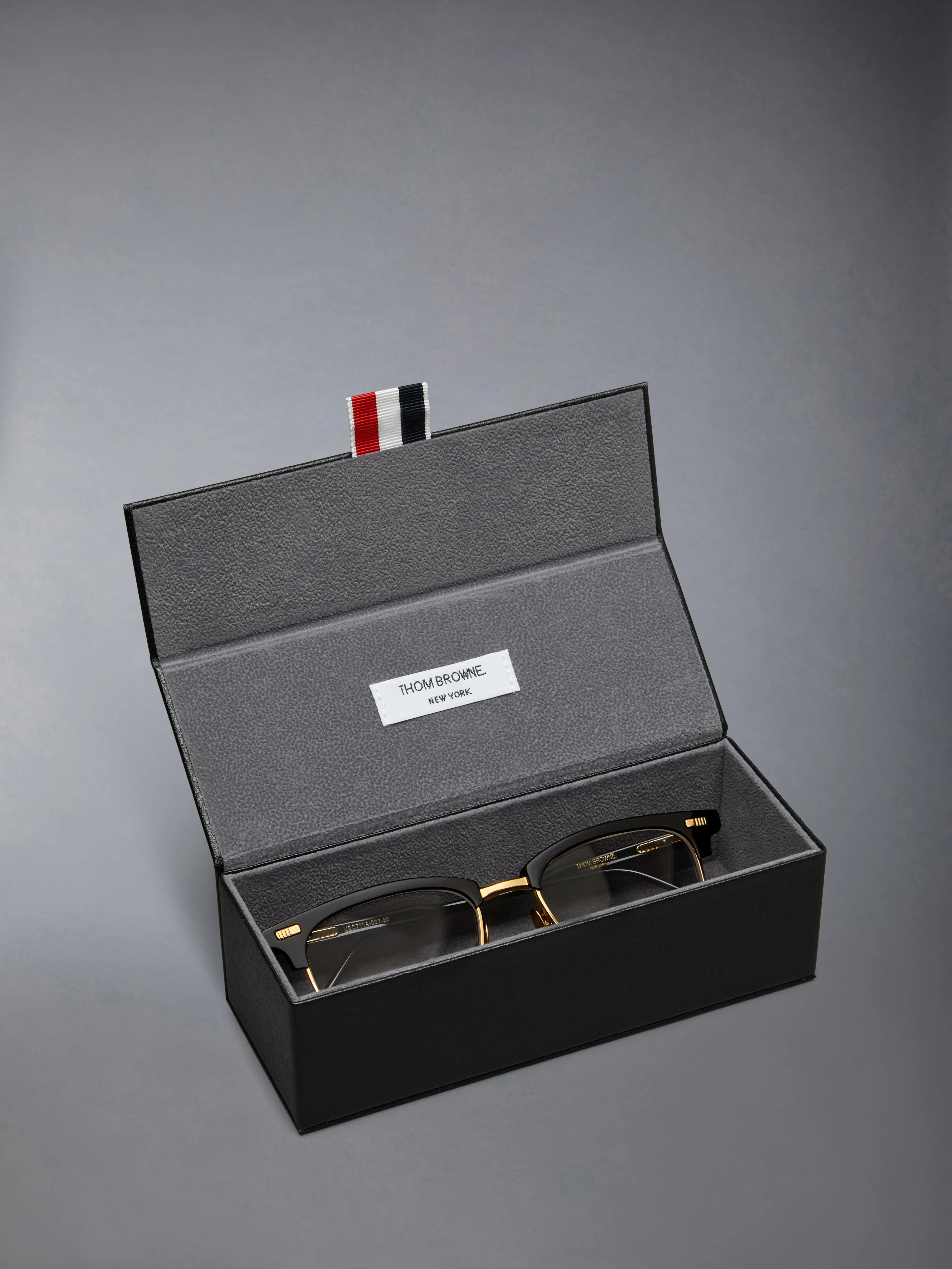 ACETATE AND TITANIUM RECTANGULAR EYEGLASSES sold by Thom Browne product image thumbnail 4