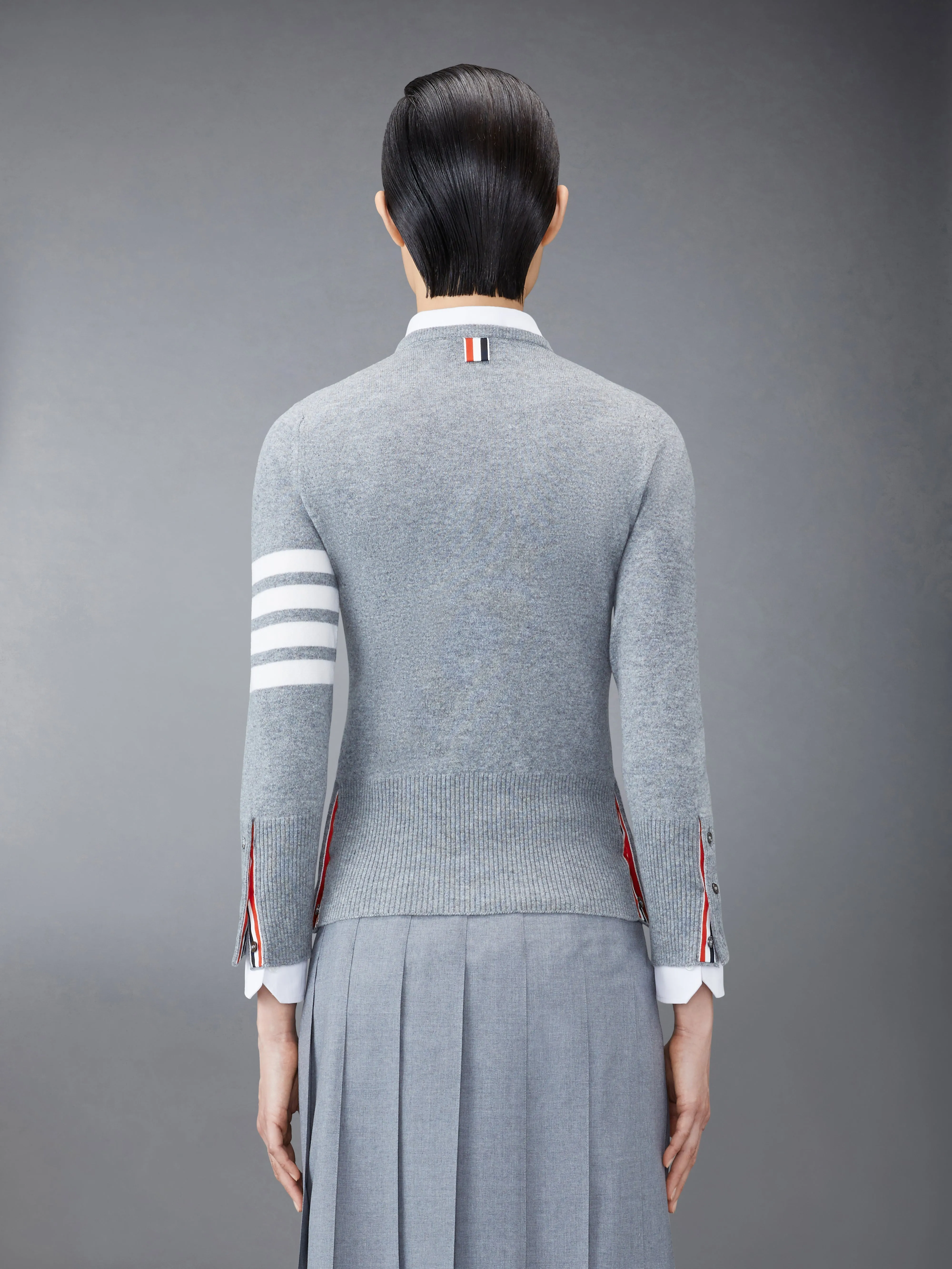 CLASSIC CASHMERE 4-BAR PULLOVER sold by Thom Browne product image thumbnail 2