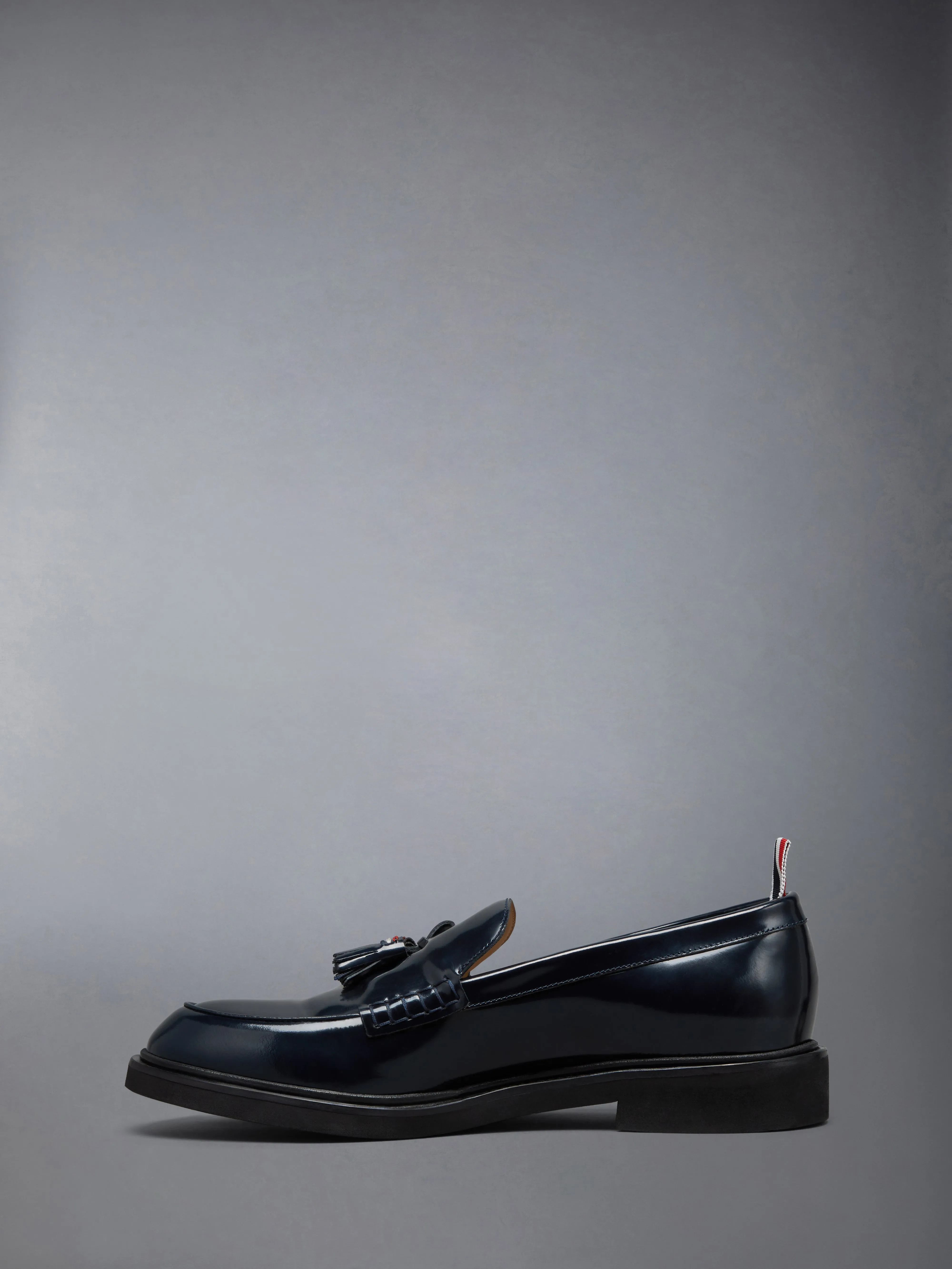 SPAZZOLATO LEATHER TASSLE LOAFER sold by Thom Browne product image thumbnail 3