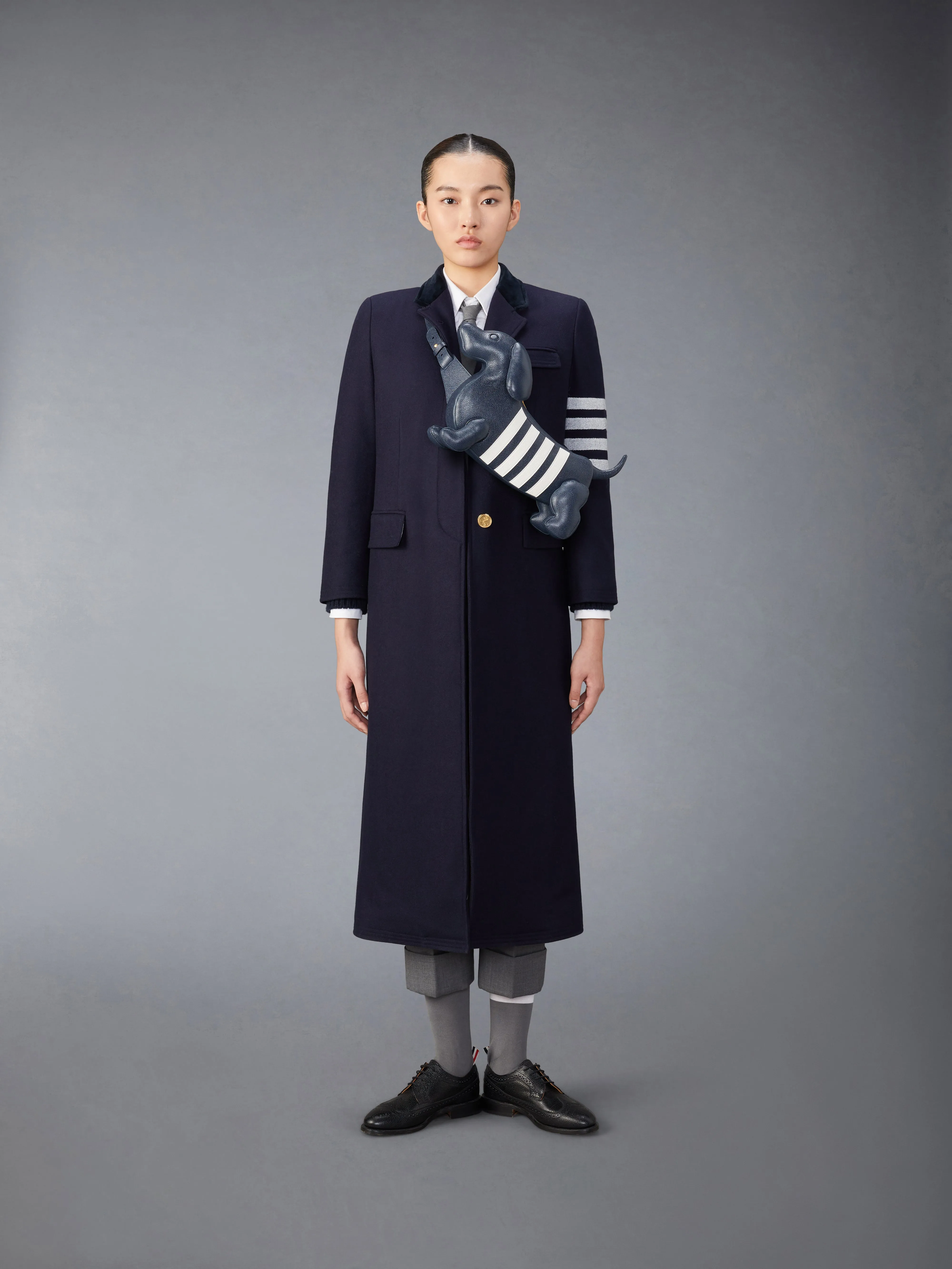 CASHMERE 4-BAR CLASSIC CARDIGAN sold by Thom Browne product image thumbnail 5