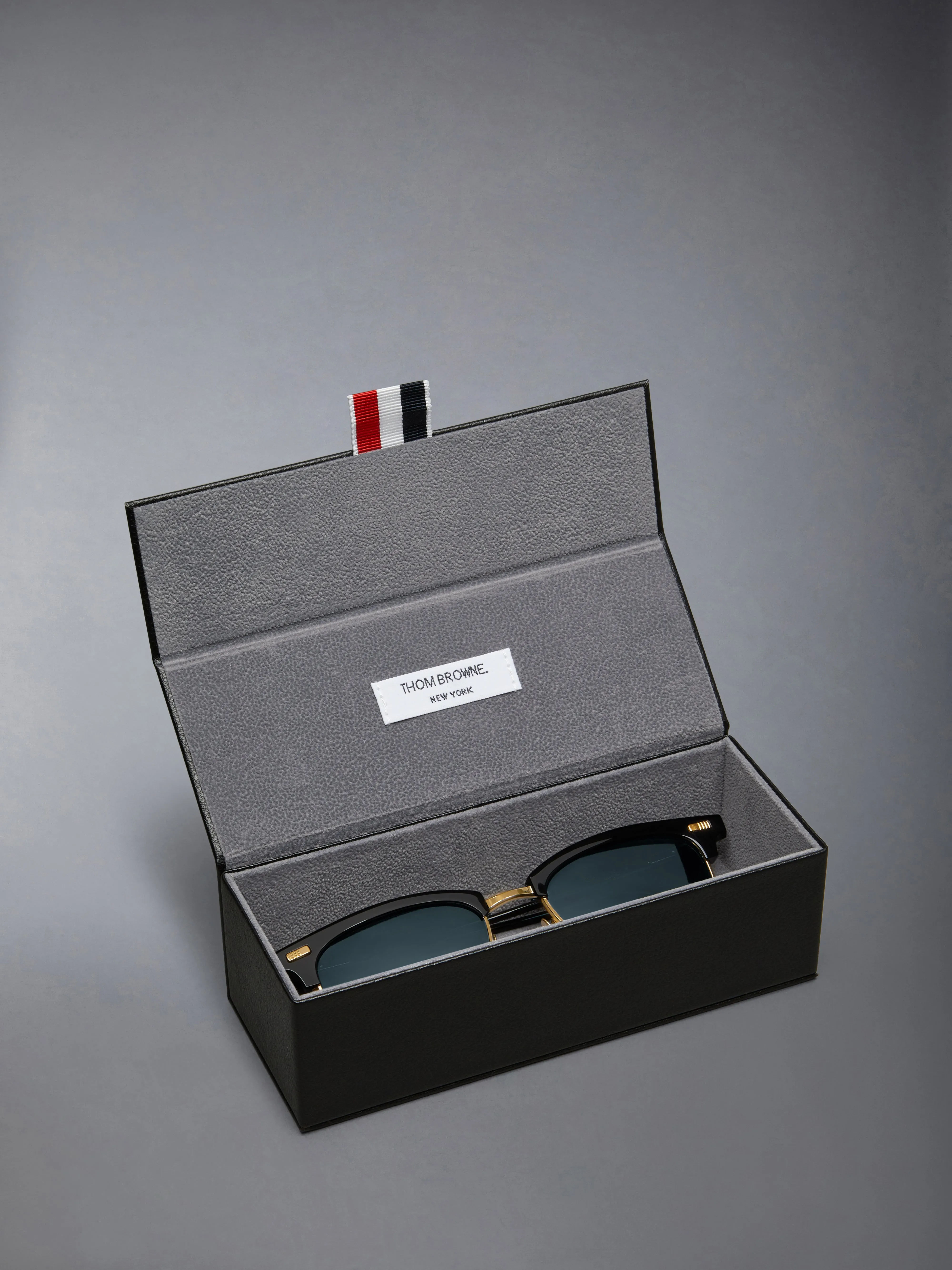 ACETATE AND TITANIUM RECTANGULAR SUNGLASSES sold by Thom Browne product image thumbnail 4