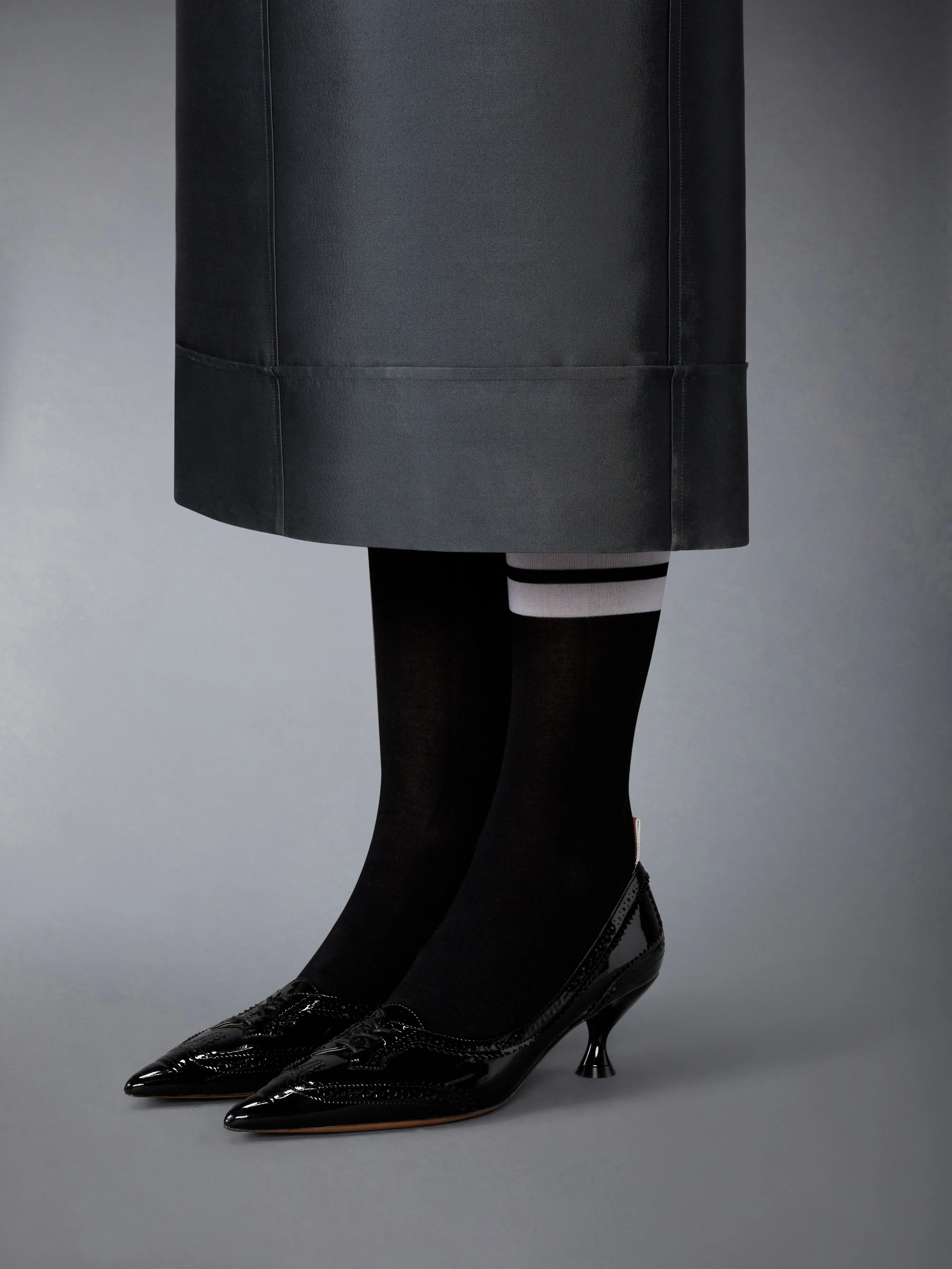 SOFT PATENT LEATHER WINGTIP 50MM CURVED HEEL PUMP sold by Thom Browne product image thumbnail 4