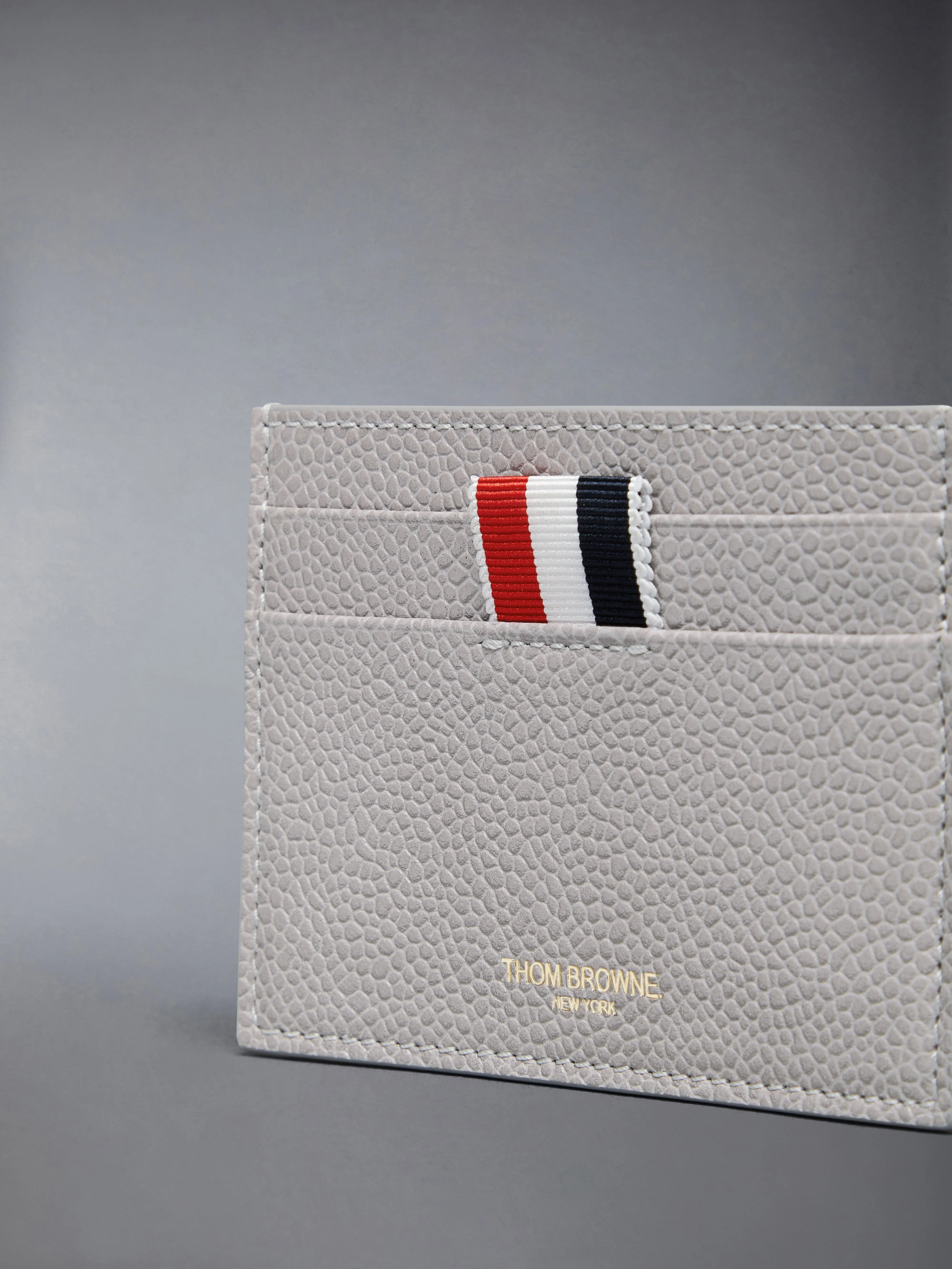 PEBBLE GRAIN 4-BAR SINGLE CARD HOLDER sold by Thom Browne product image thumbnail 4