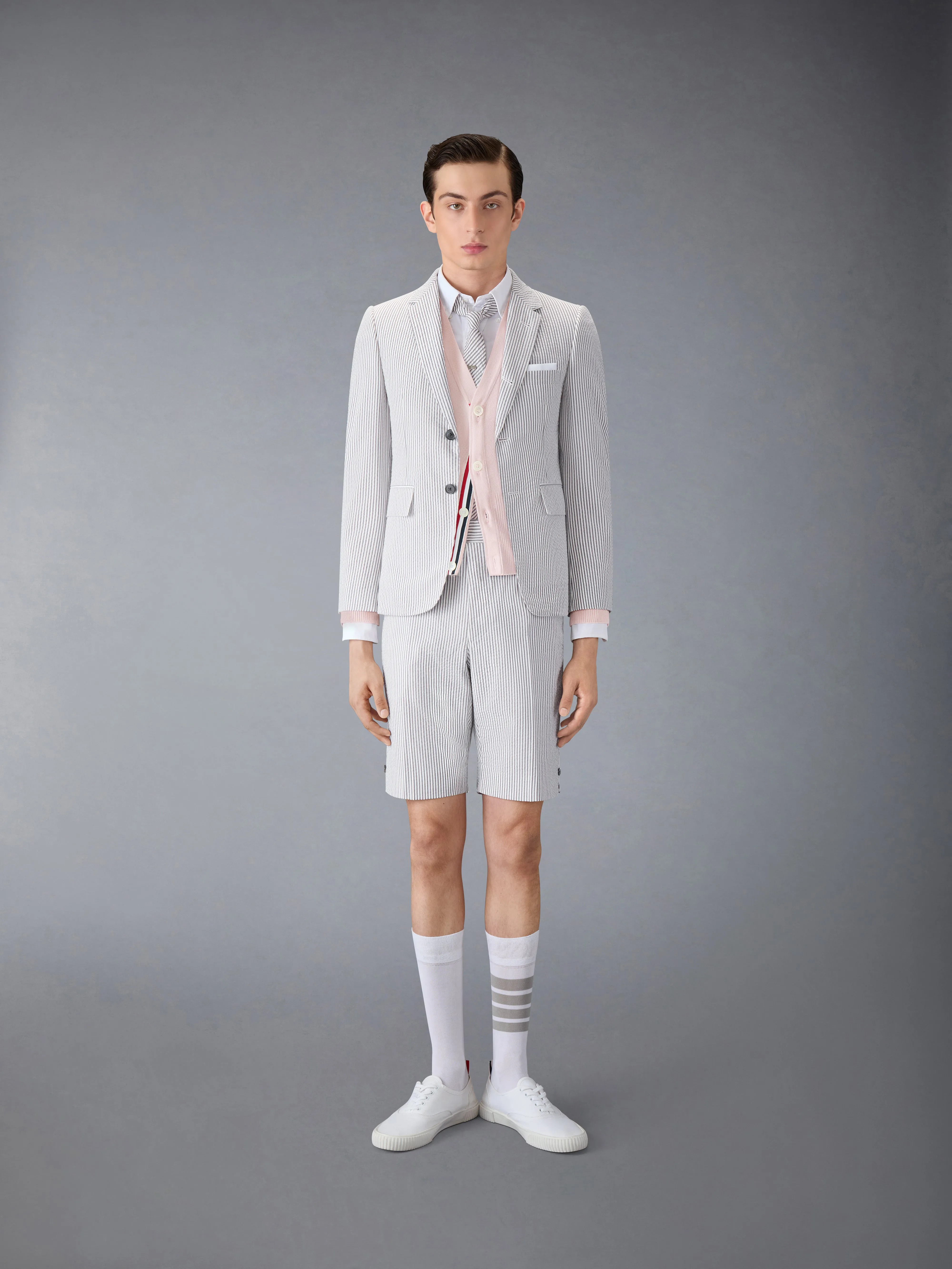 CLASSIC CASHMERE 4-BAR V-NECK CARDIGAN sold by Thom Browne product image thumbnail 3